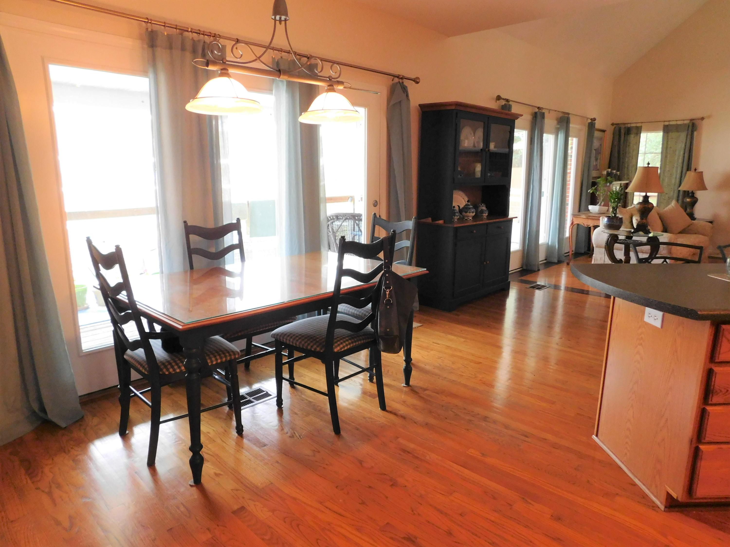 PARKWOOD ESTATES PH 1 BLUEWATER BAY - Residential