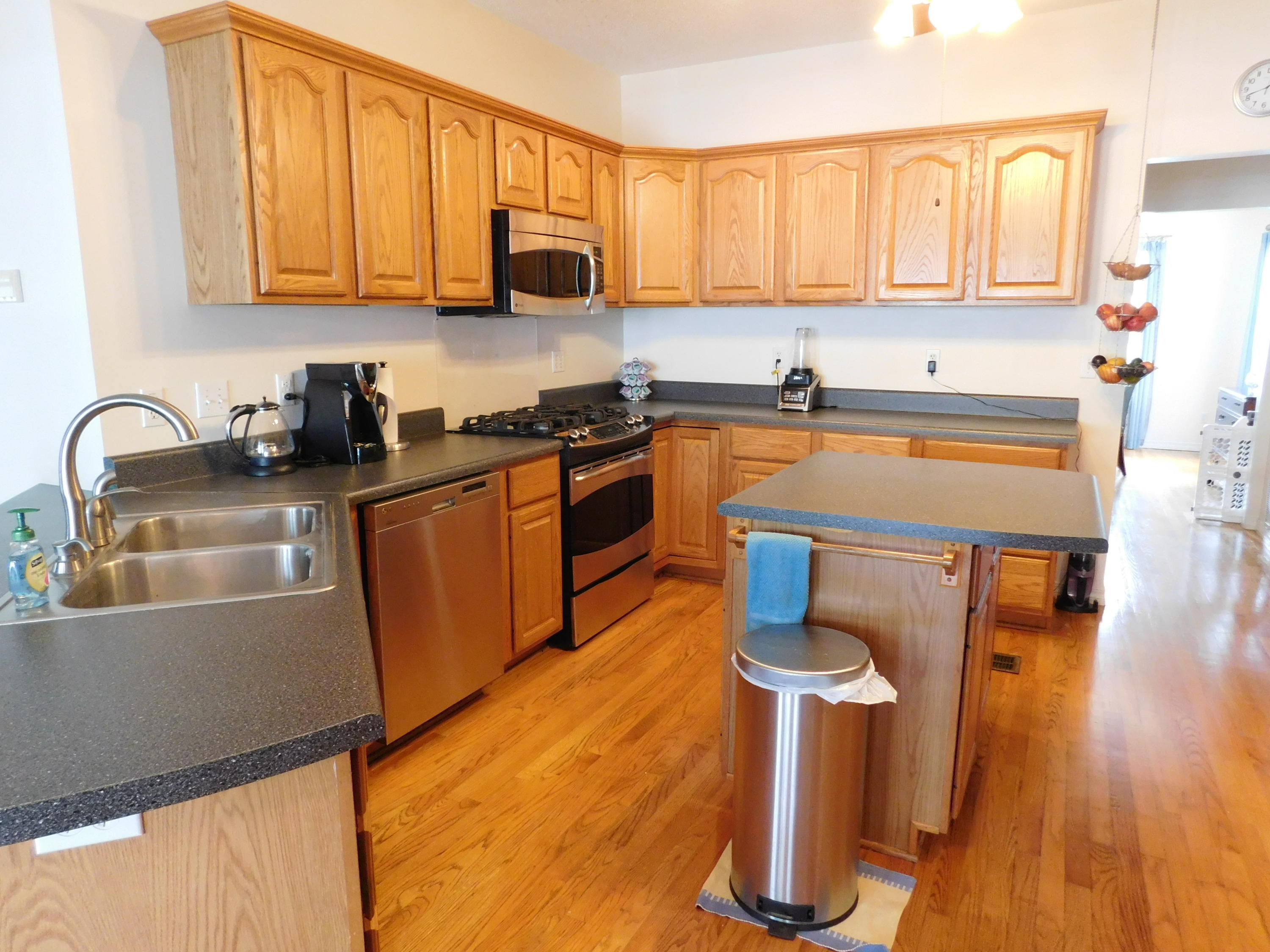 PARKWOOD ESTATES PH 1 BLUEWATER BAY - Residential