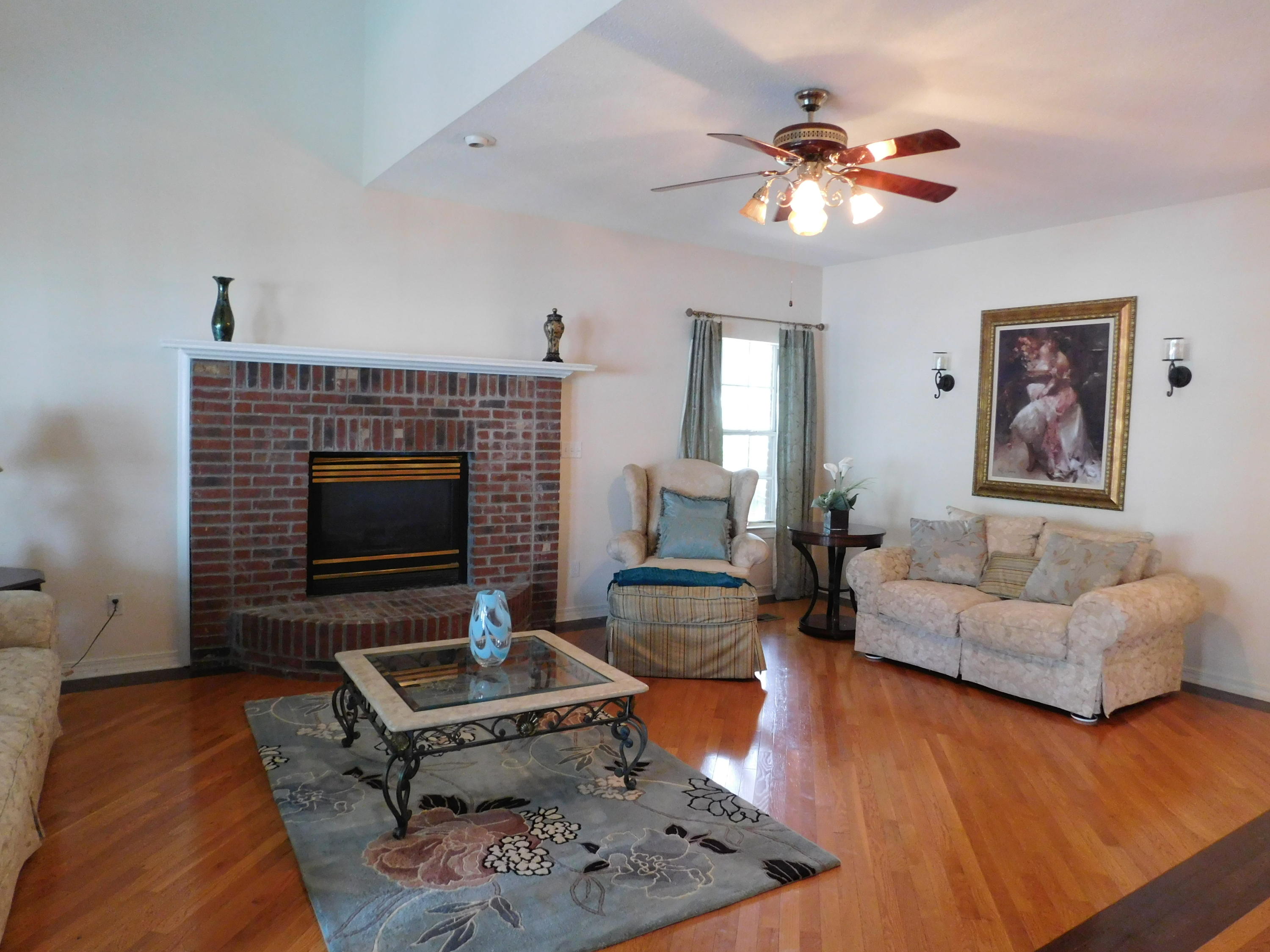 PARKWOOD ESTATES PH 1 BLUEWATER BAY - Residential