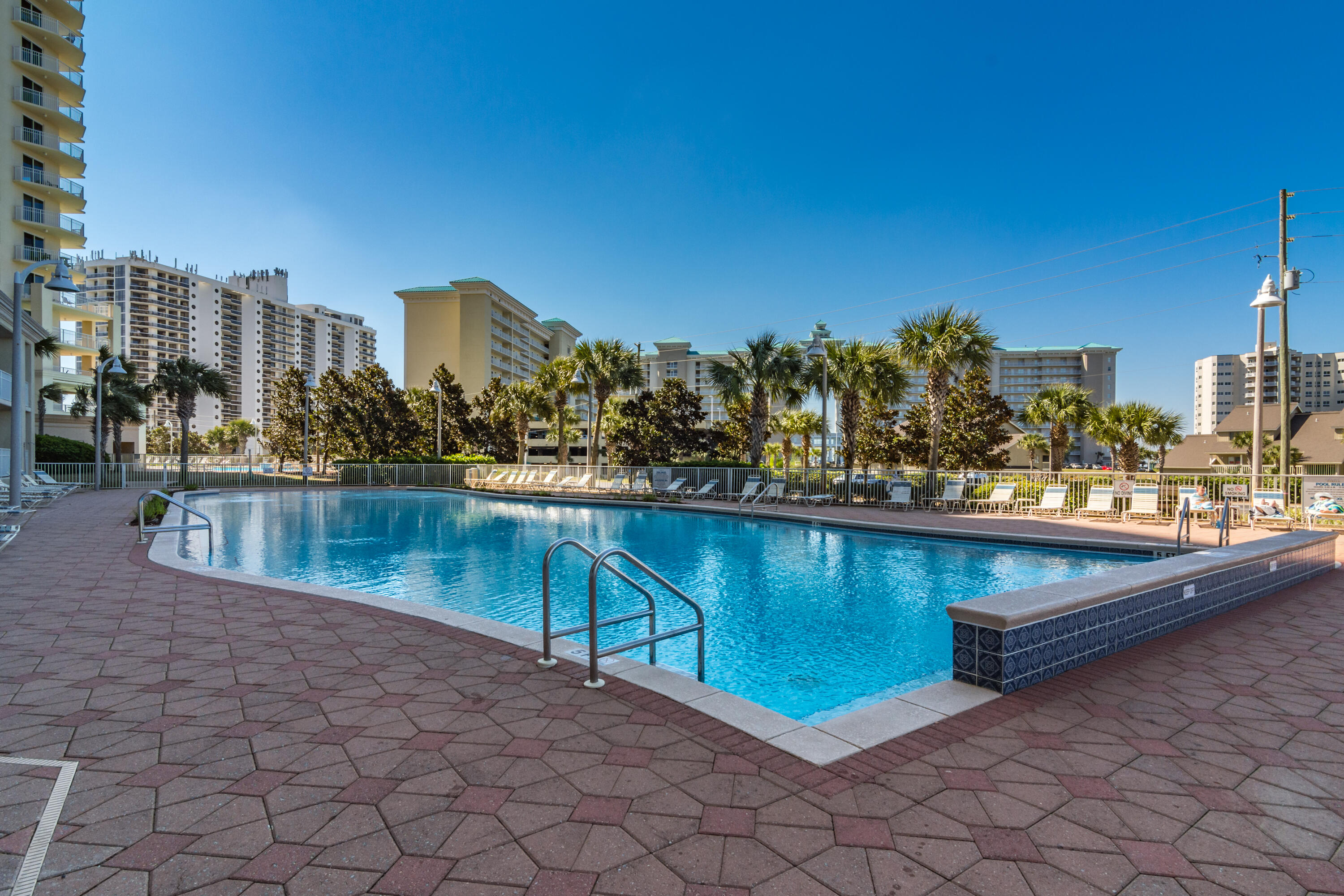 ARIEL DUNES II - Residential