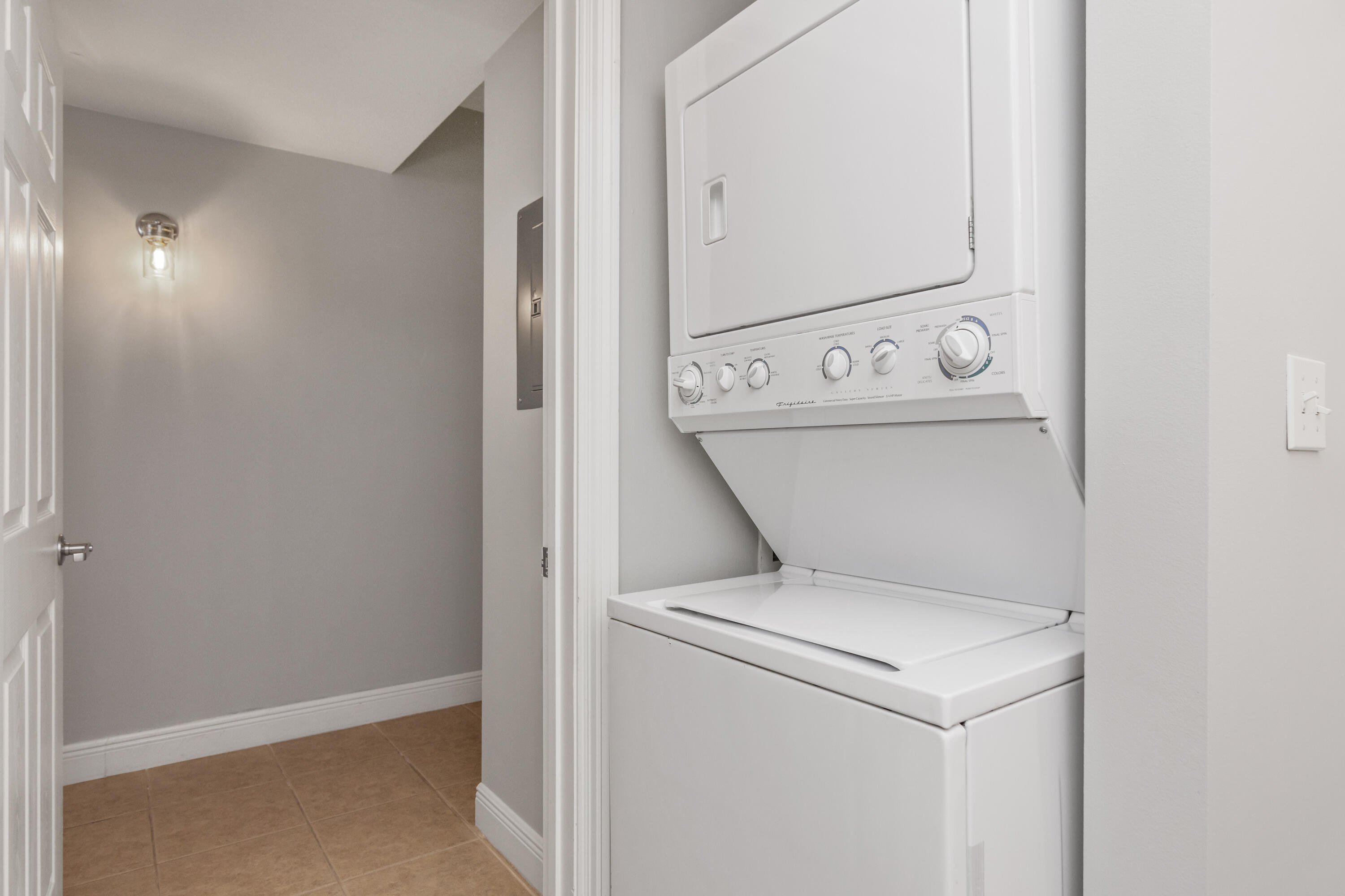 ARIEL DUNES II - Residential