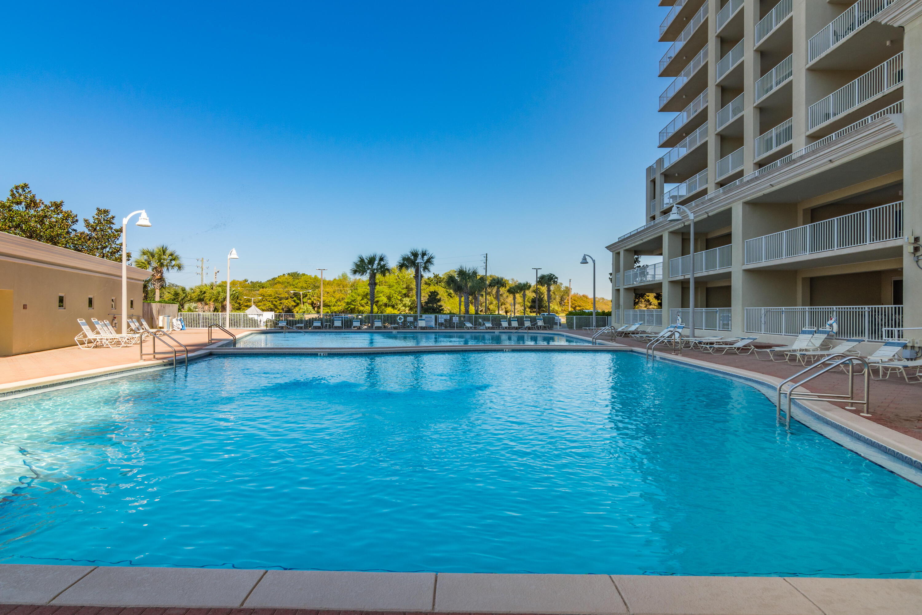 ARIEL DUNES II - Residential