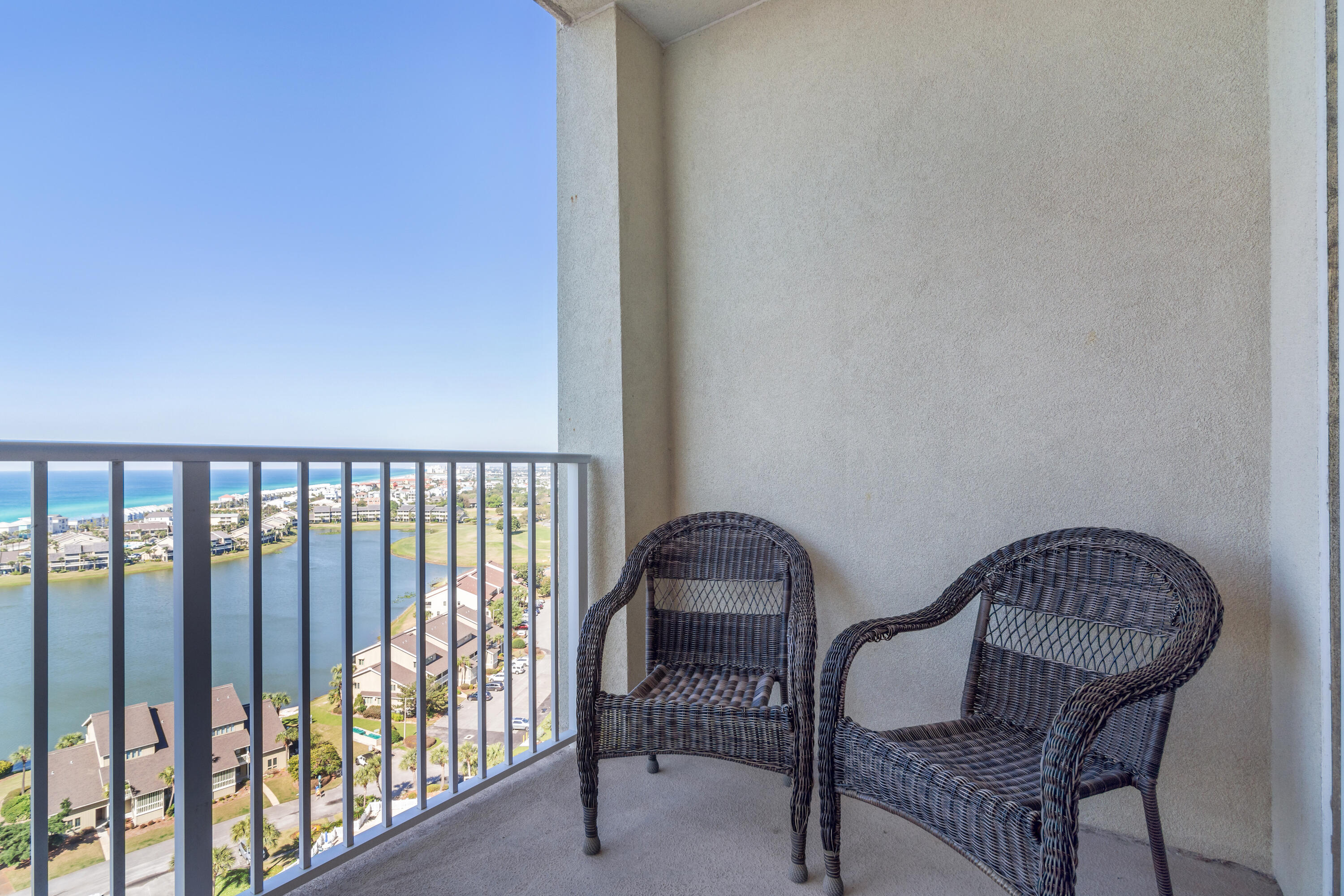 ARIEL DUNES II - Residential