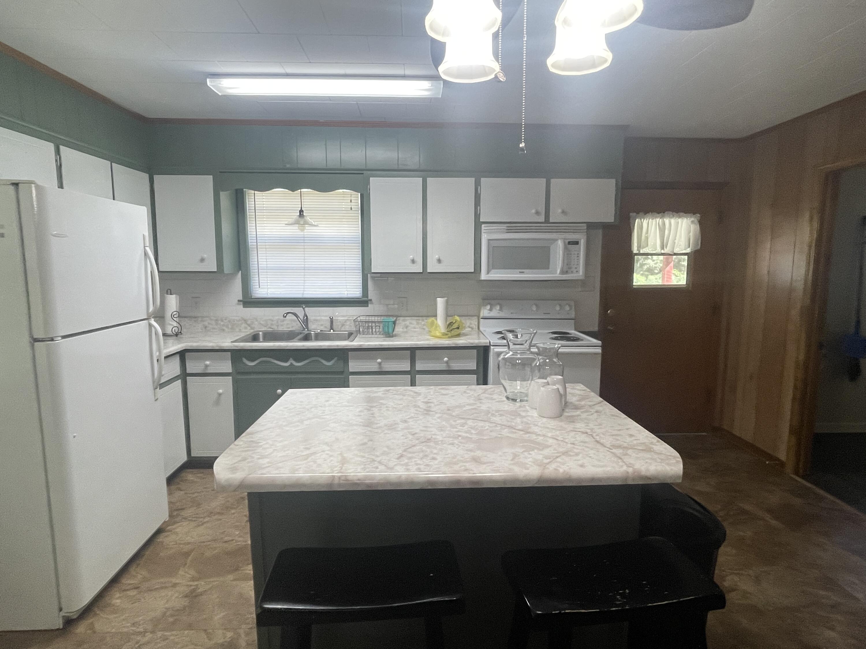 Metes & Bounds - Residential Lease