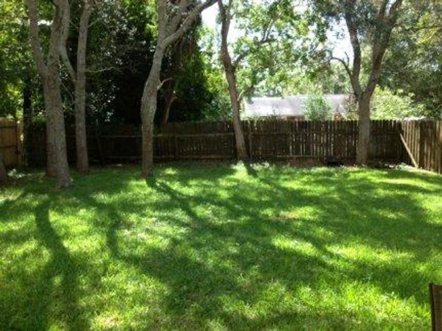 THIS ONE STORY HOME HAS A BEAUTIFUL KITCHEN FEATURING STAINLESS STEEL APPLIANCES,GRANITE COUNTER TOP,WITH CABINETS GALORE. A DOULBE SIDED REFRIGERATOR ( 66 INCH WIDE )& PANTRY. .YOU WILL NOT BE DISSAPPOINTED. WOOD FLOORING THROUGH OUT, EXCEPT FOR CARPETING IN BEDROOMS.CROWN MOLDING IN HALLWAY,DINING ROOM, & LIVING ROOM. ENJOY THE OPENNESS OF THE NINE (9) FOOT CEILINGS. OVERSIZE FORMAL DINING ROOM. MASTER BEDROOM HAS SEPERATE HIS/HERS WALK IN CLOSETS. GARDEN TUB AND SEPERATE SHOWER. TWO CAR GARAGE PLUS AN INSIDE LAUNDRY ROOM. RELAX ON YOUR COVERED BACK PATIO. IT IS IDEAL FOR OUTDOOR COOKING AND NTERTAINING. MINUTES FROM THE SURROUNDING AMENITIES. SHOPPING, SCHOOLS,& PARKS & OUR WHITE SANDY BEACHES. CALL FOR APPOINTMENT.