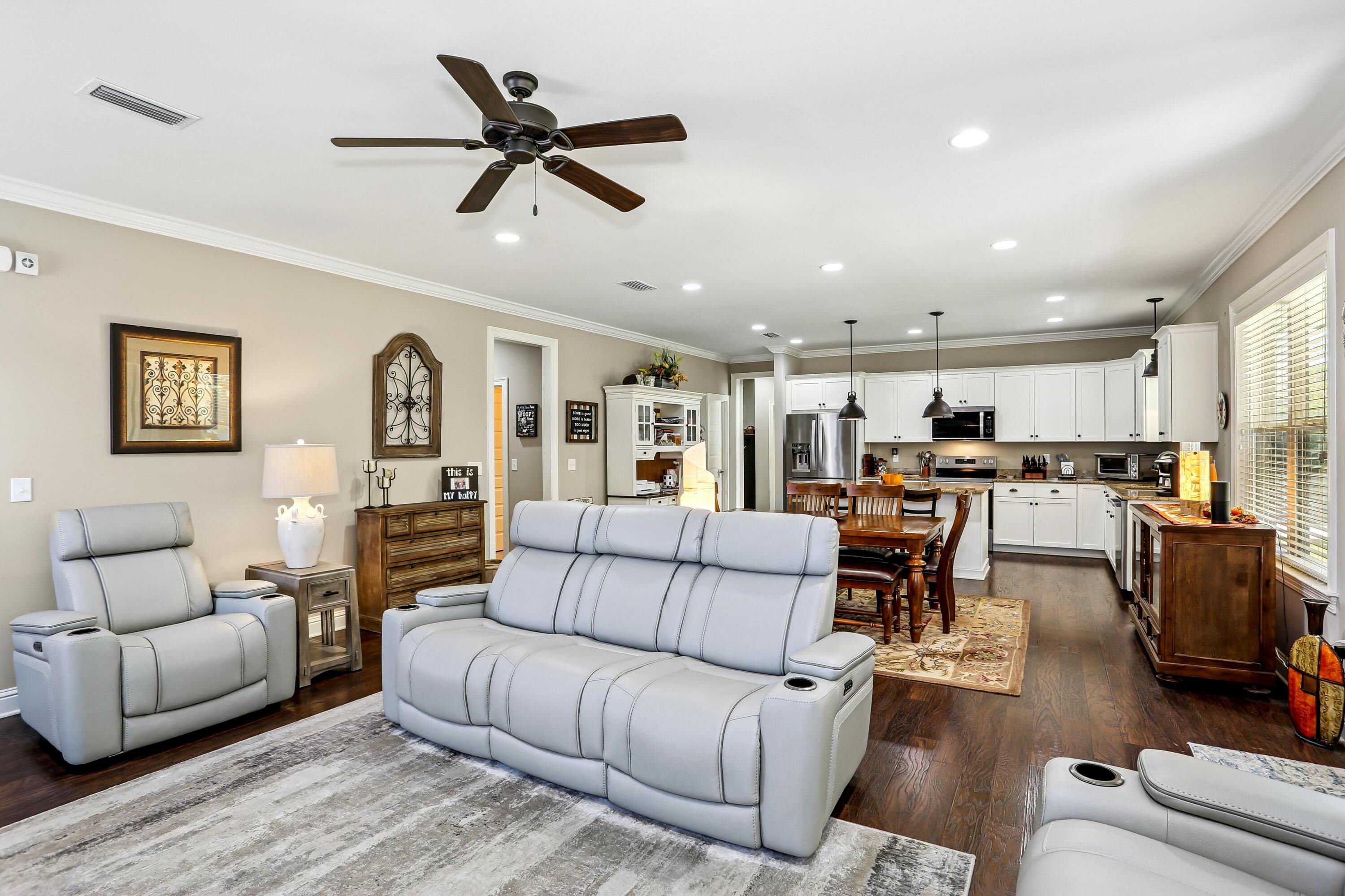 MILL CREEK FARMS - Residential