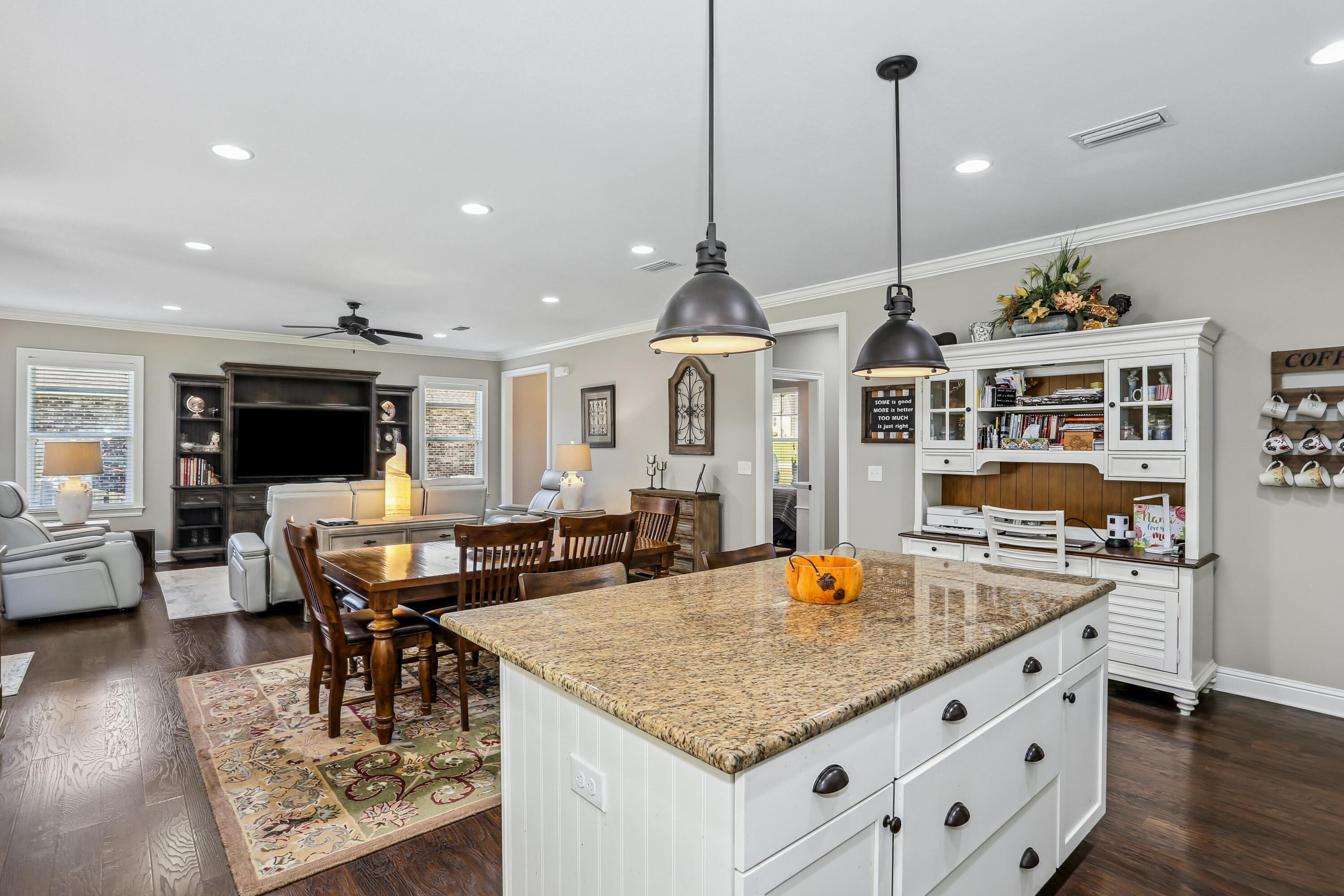 MILL CREEK FARMS - Residential