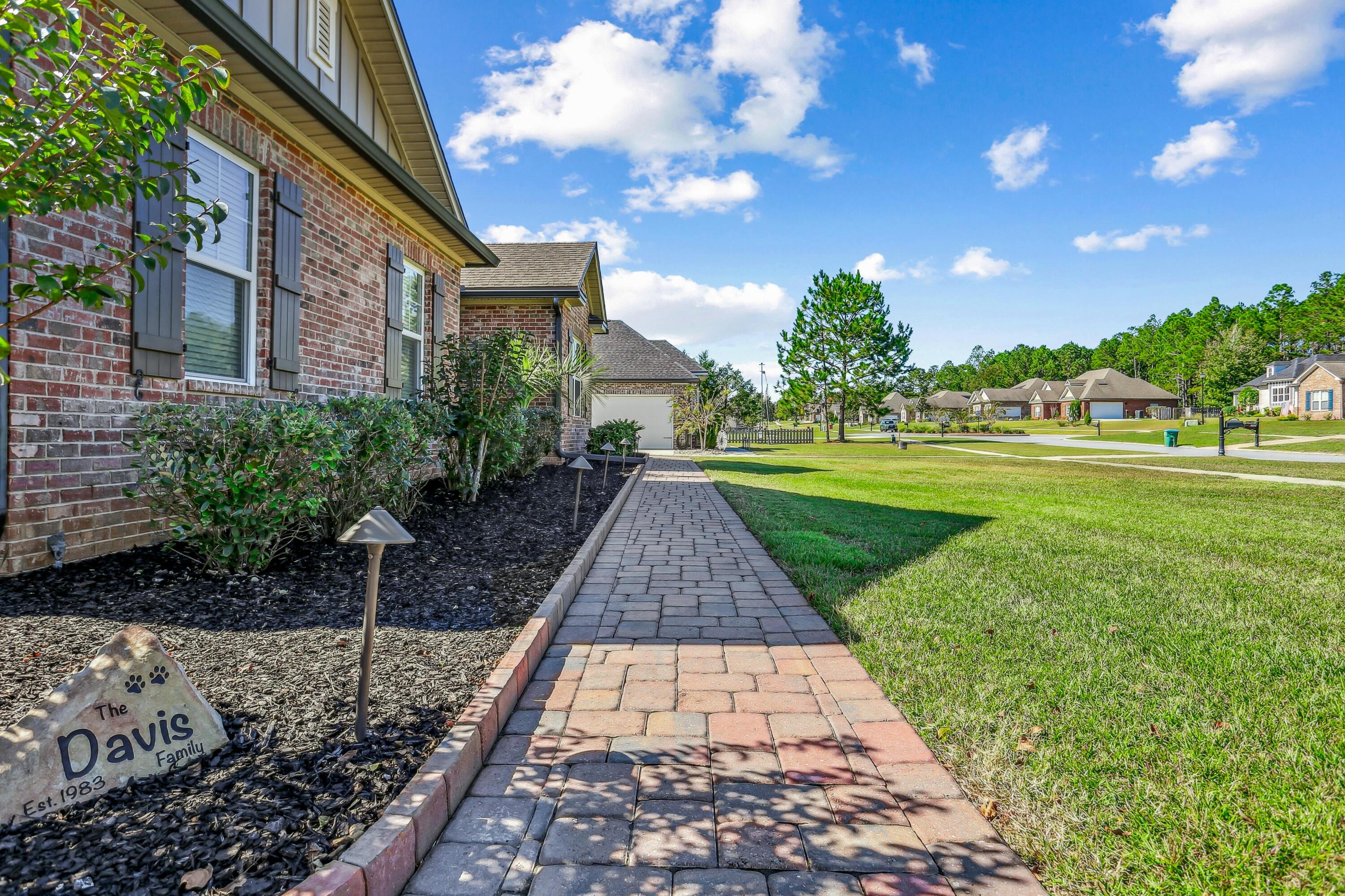 MILL CREEK FARMS - Residential