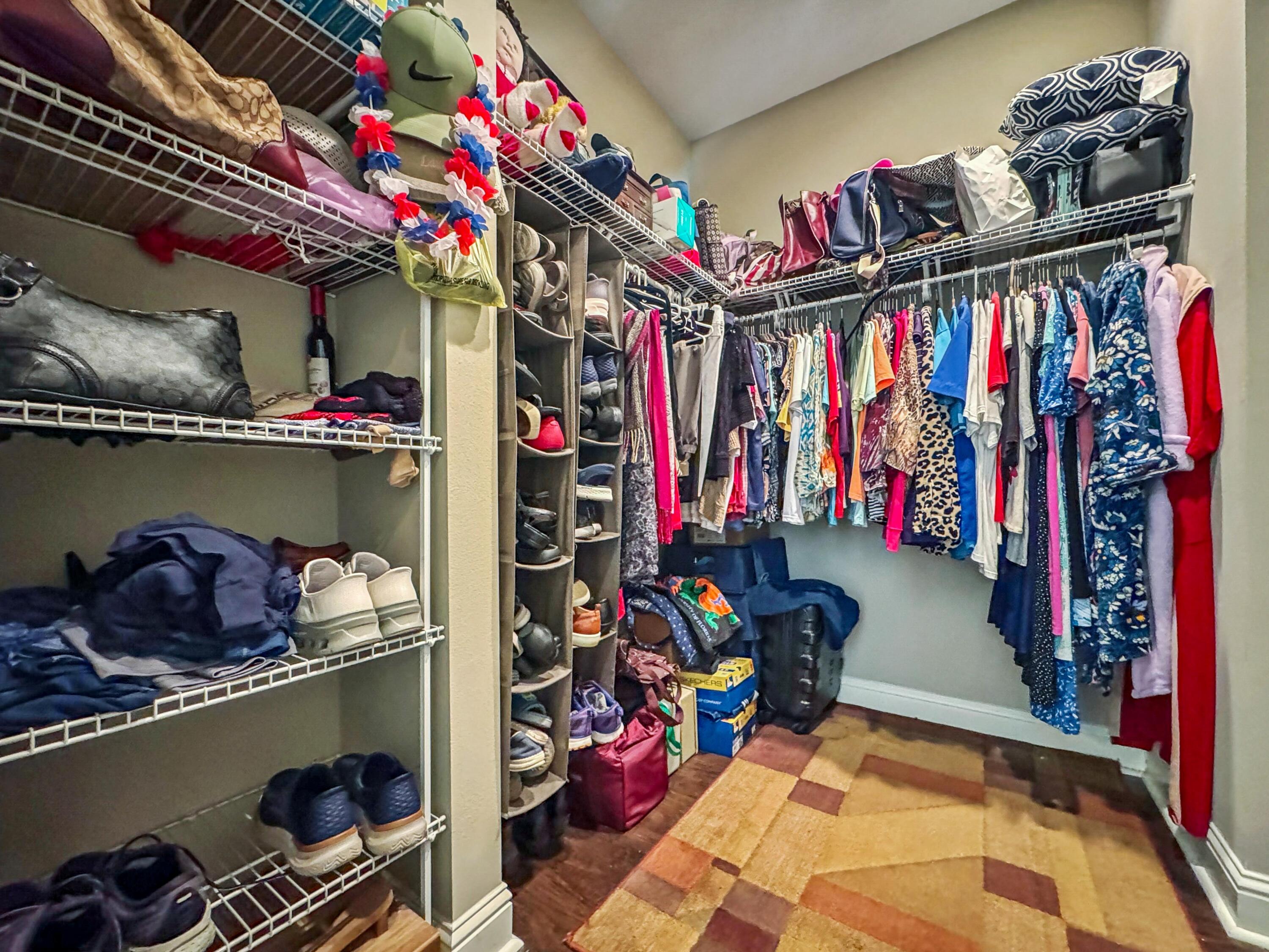 MILL CREEK FARMS - Residential