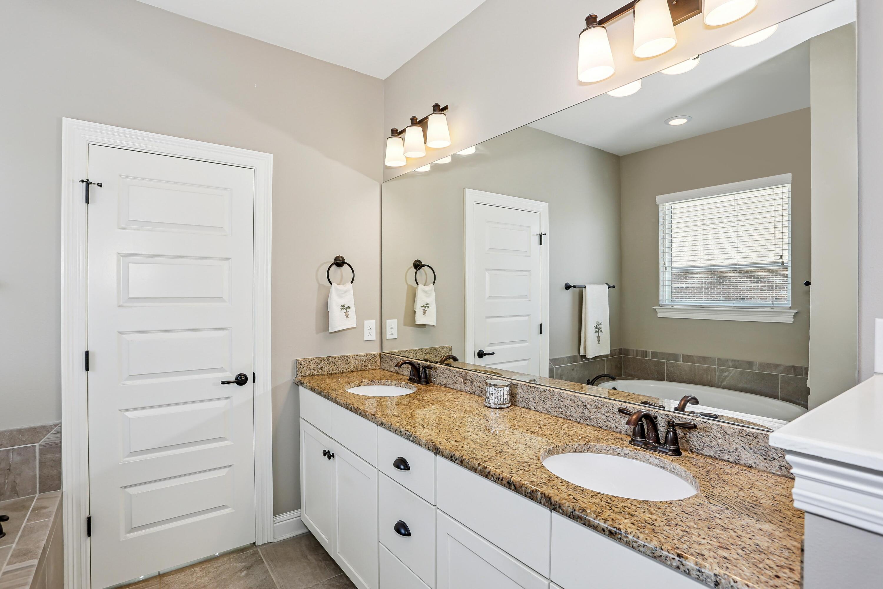 MILL CREEK FARMS - Residential