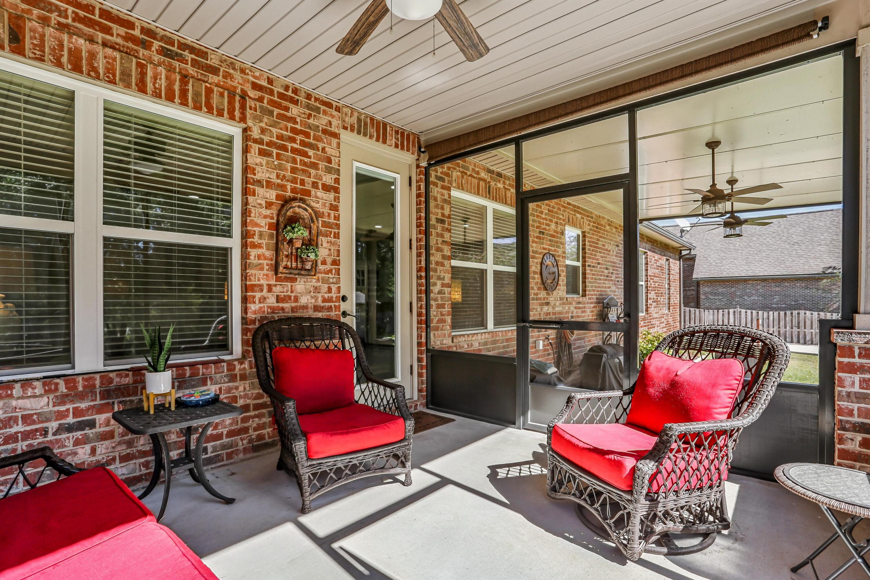 MILL CREEK FARMS - Residential