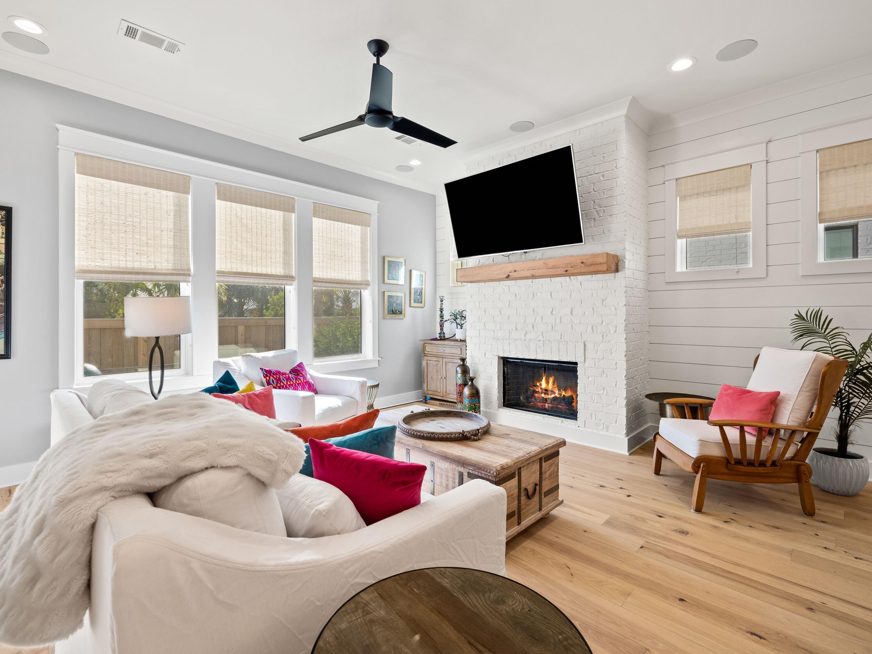 Ridgewalk - Residential