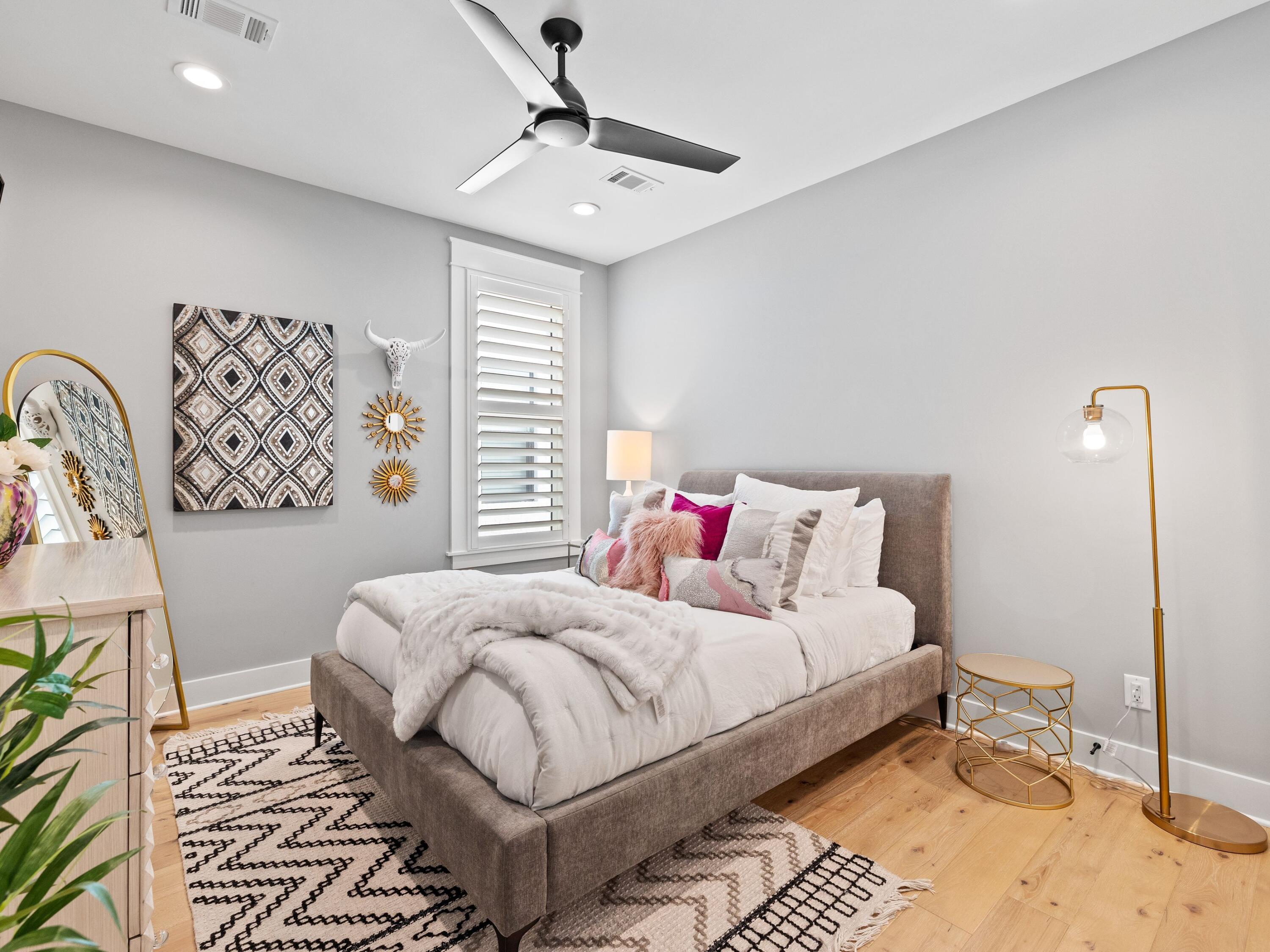 Ridgewalk - Residential