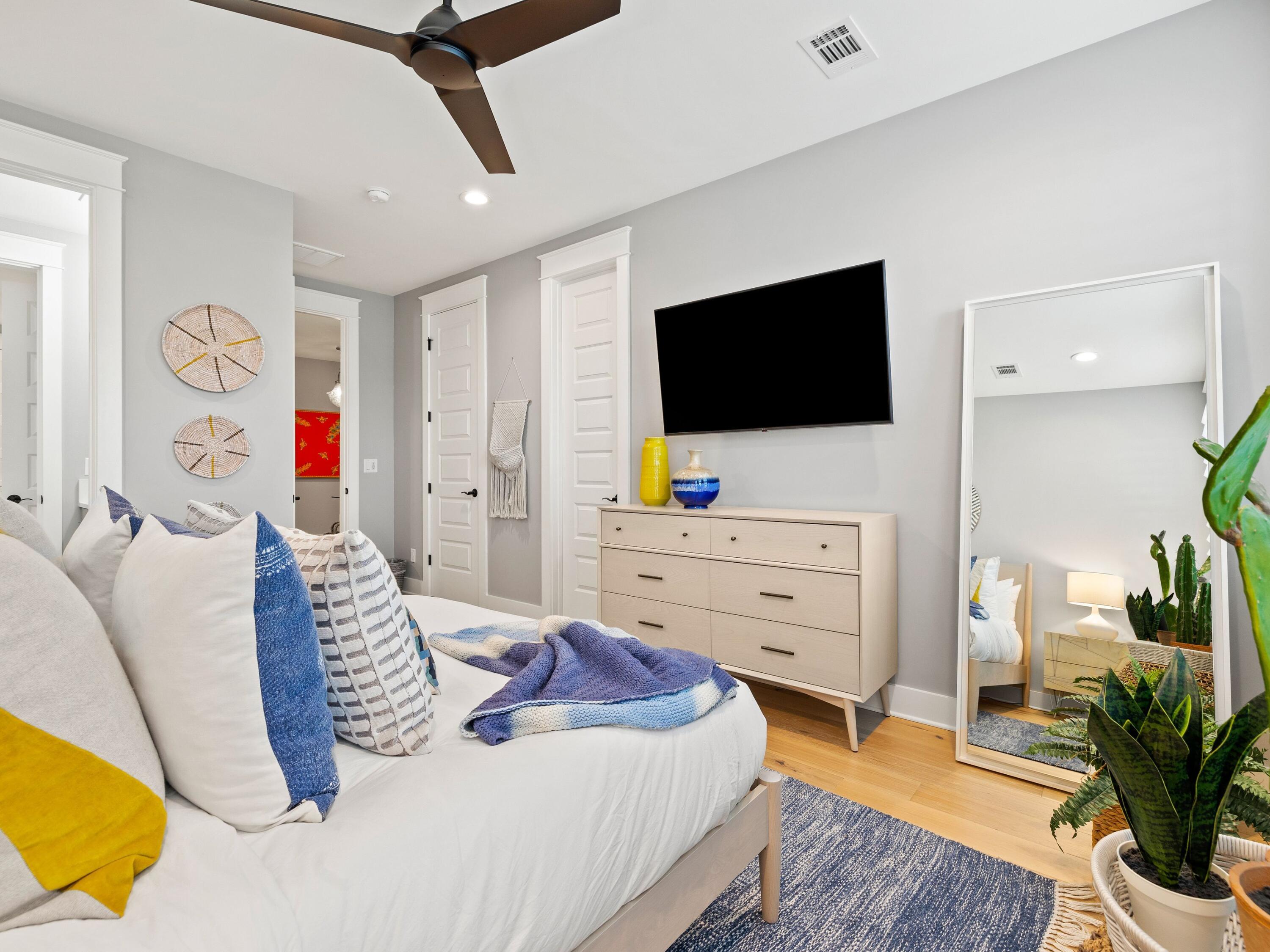 Ridgewalk - Residential