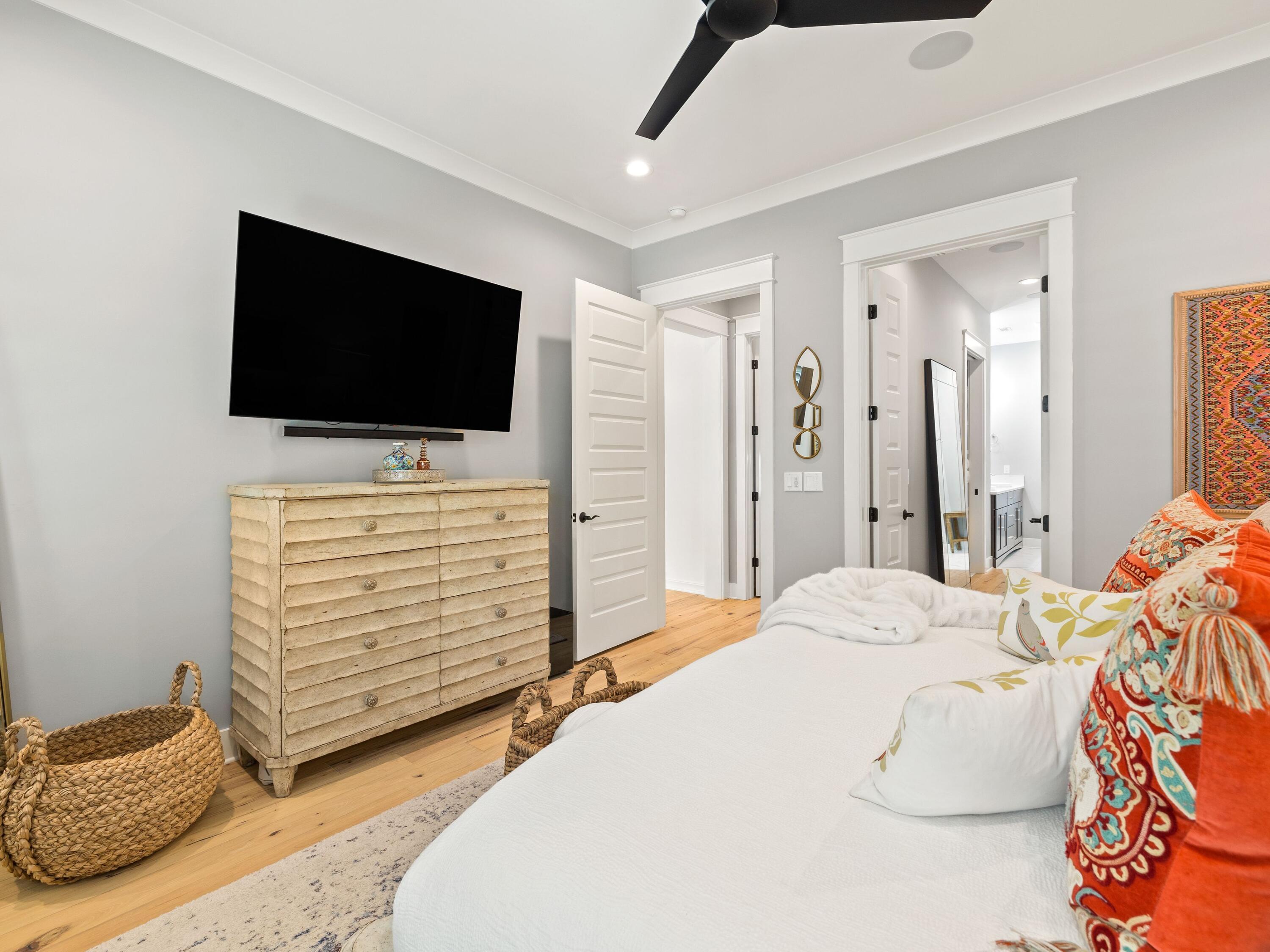 Ridgewalk - Residential