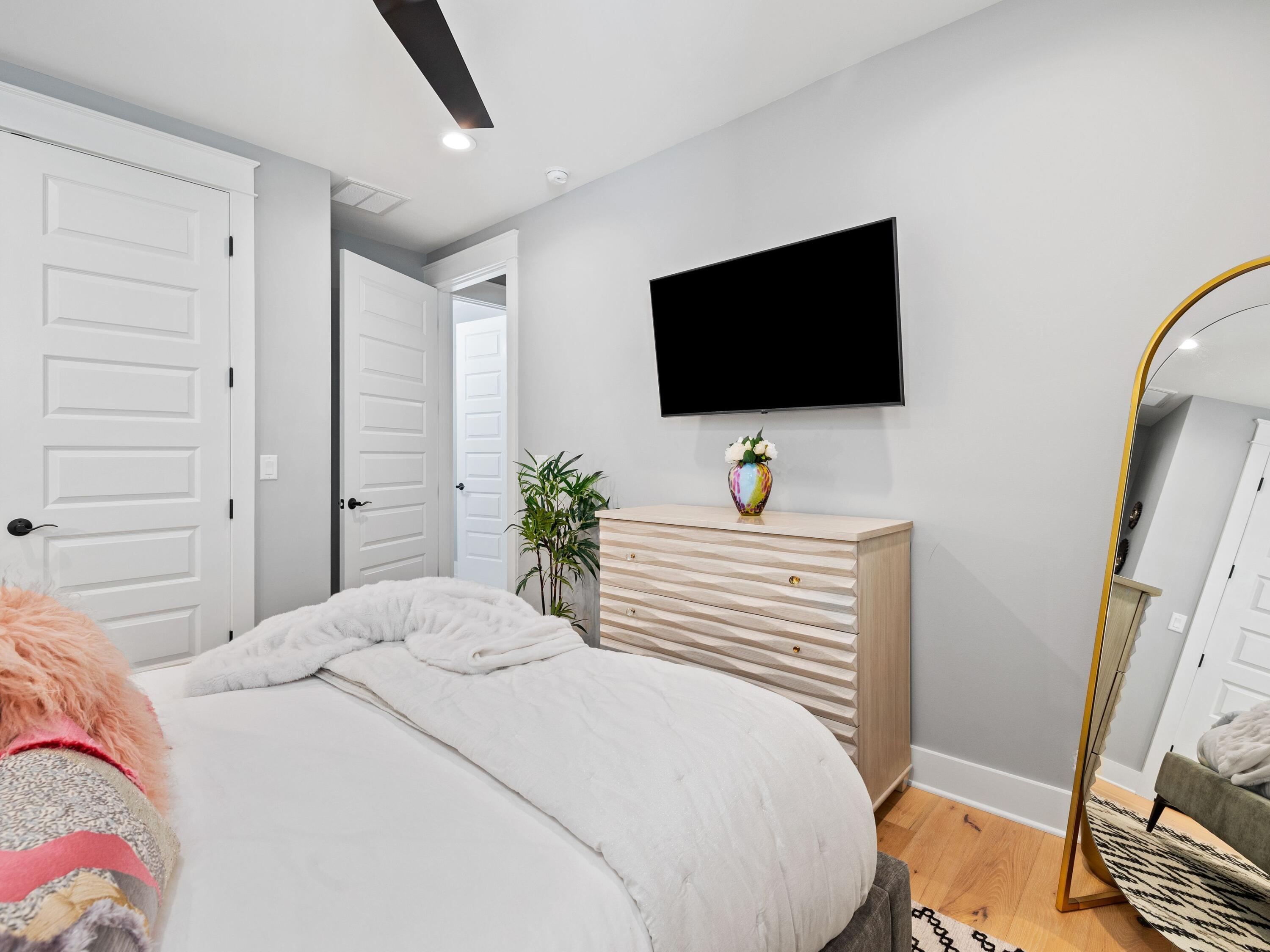 Ridgewalk - Residential