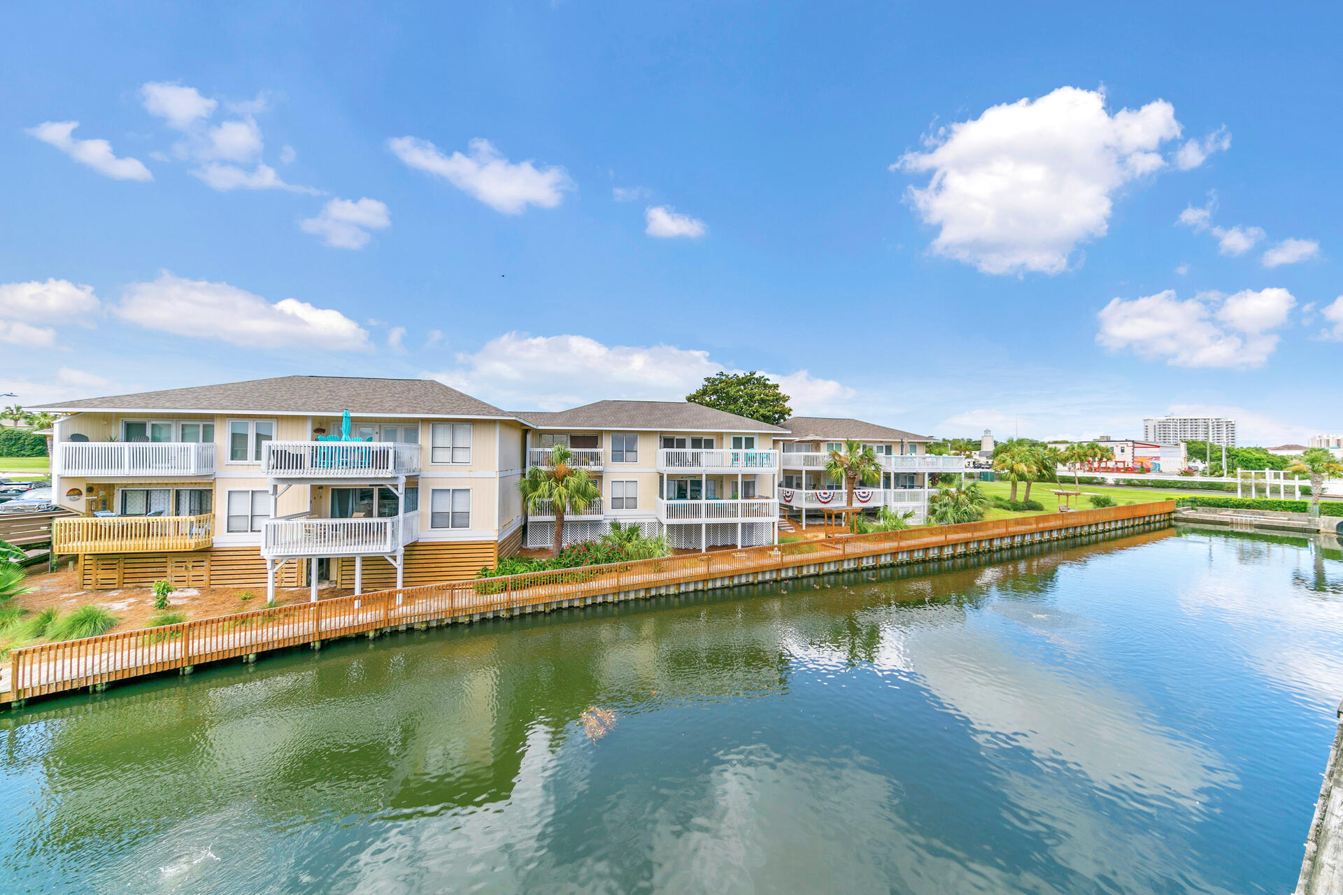 This lovely condo is right on the canal and will be great for you and your family to start making amazing vacation memories . The famous beaches of the Gulf Coast are just across the street. Onsite executive golf course, pools, pickleball, and onsite restaurant are some of the great amenities. There is also a marina and a beachside snack bar. You can cash in $$$ on vacation rentals as well. Brand new stairs to the condo. Many fun attractions in the area.