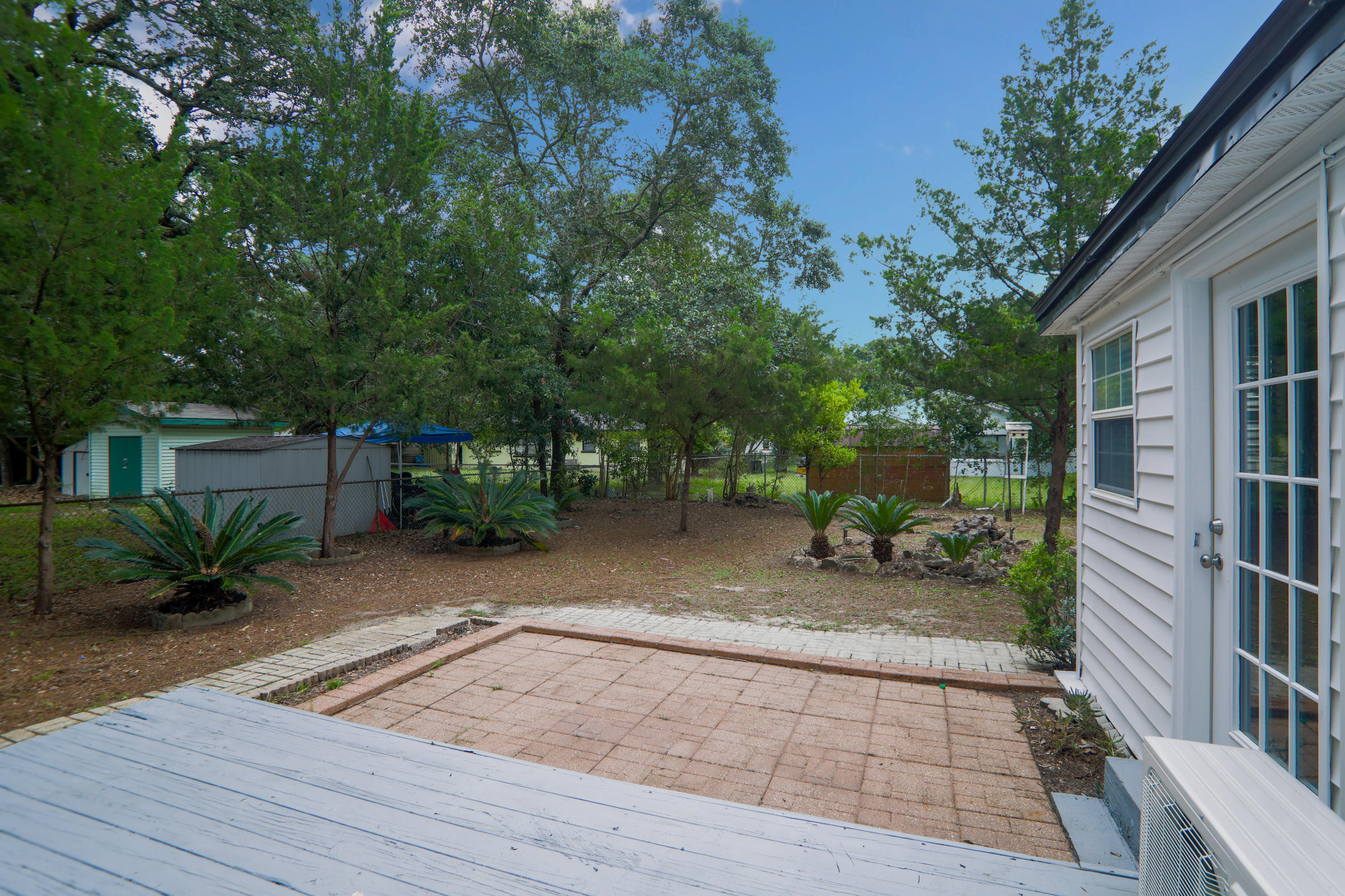 ELLIOTTS POINT RESUB - Residential