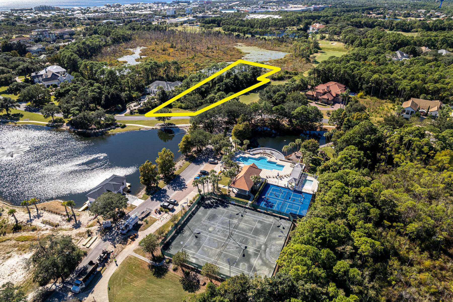 REGATTA BAY PH 3 - Land