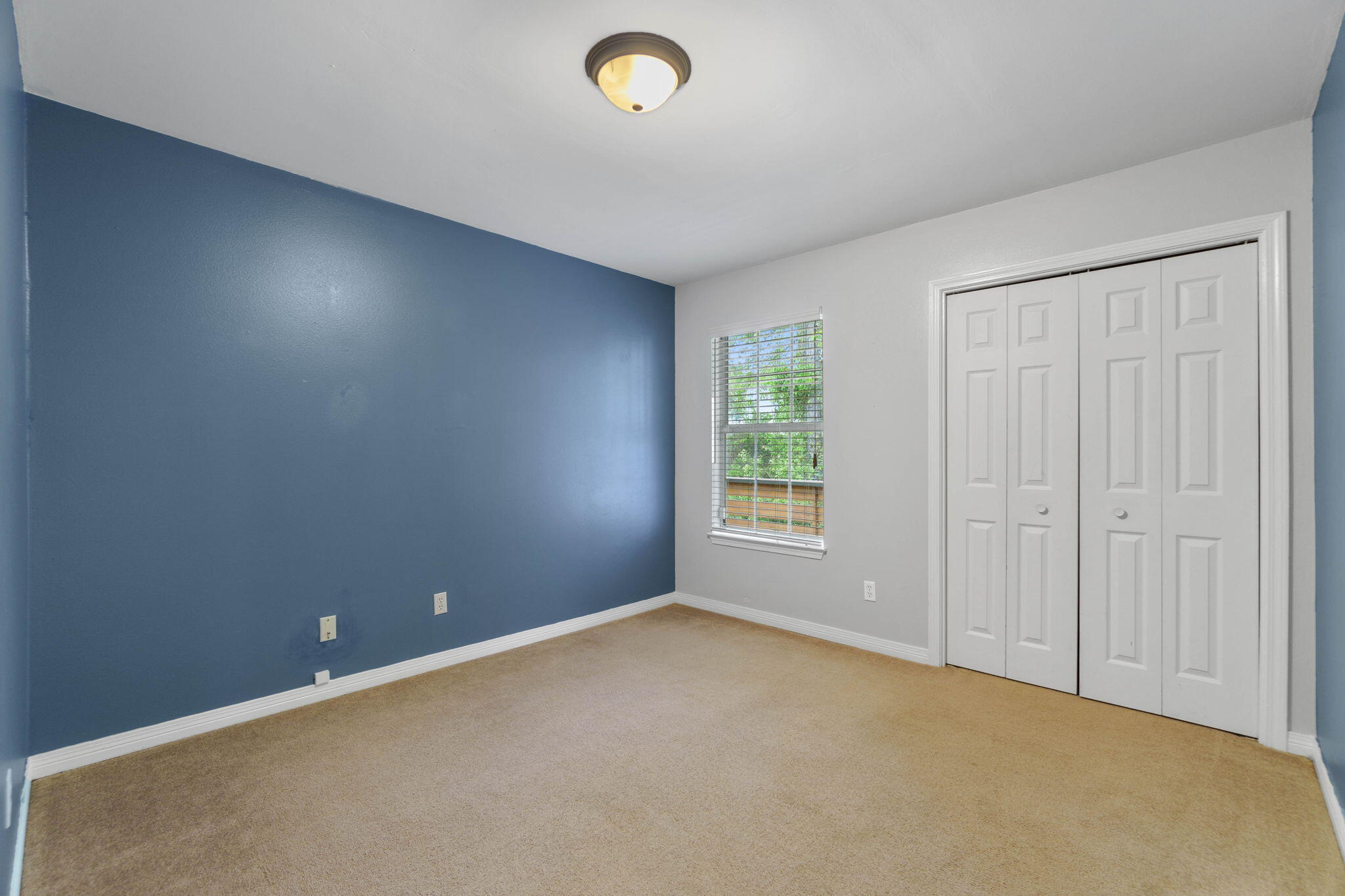 SUMMER HILLS - Residential Lease