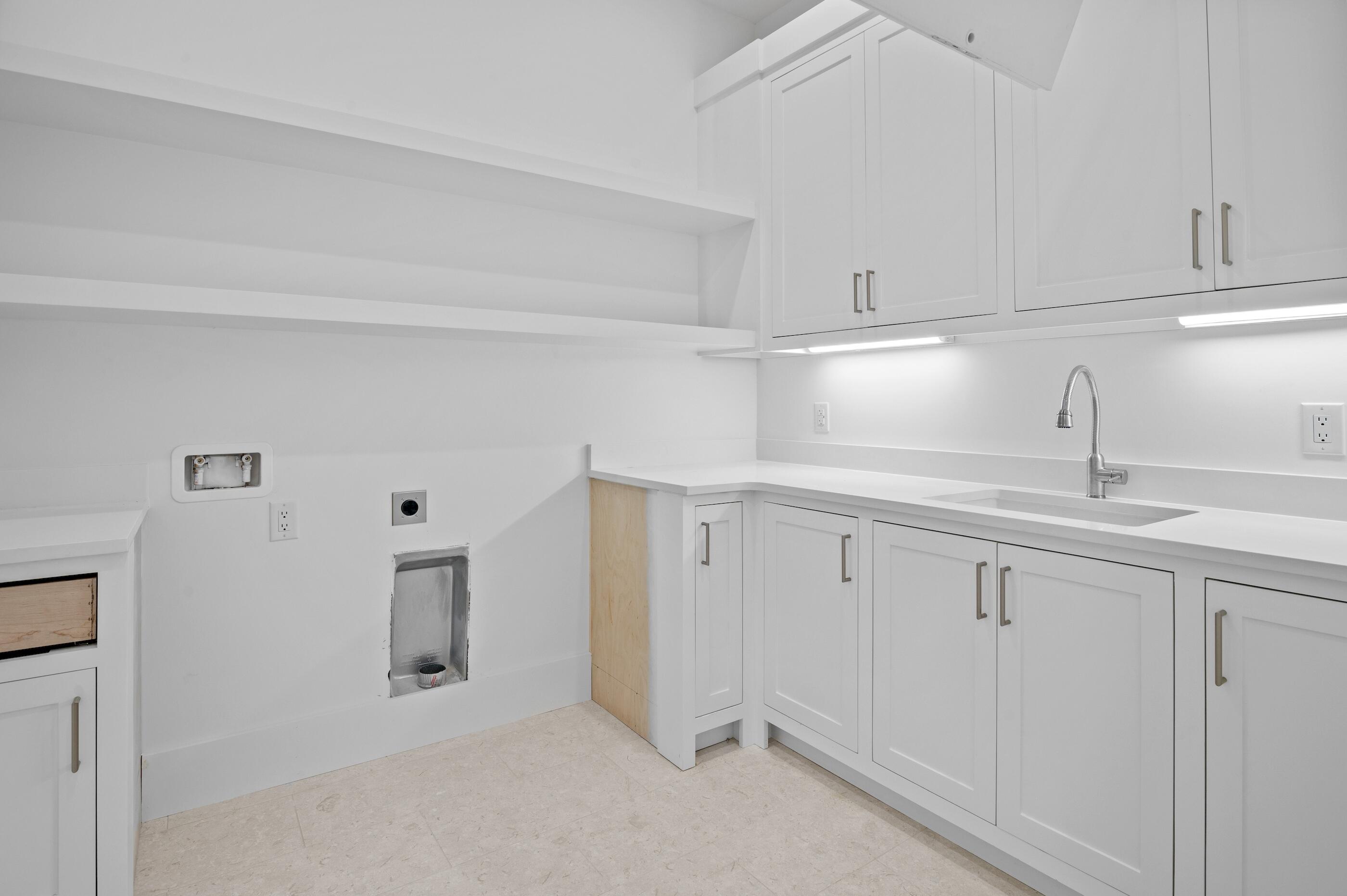 MAGNOLIA BEACH - Residential