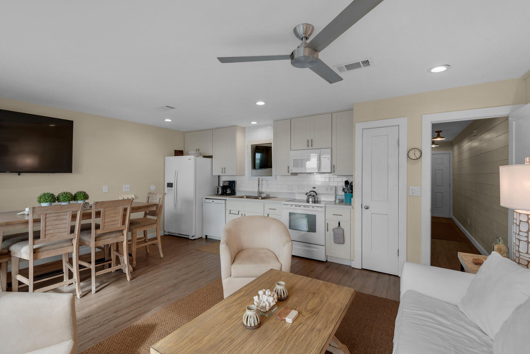 INLET DUNES CONDO PH 1 - Residential