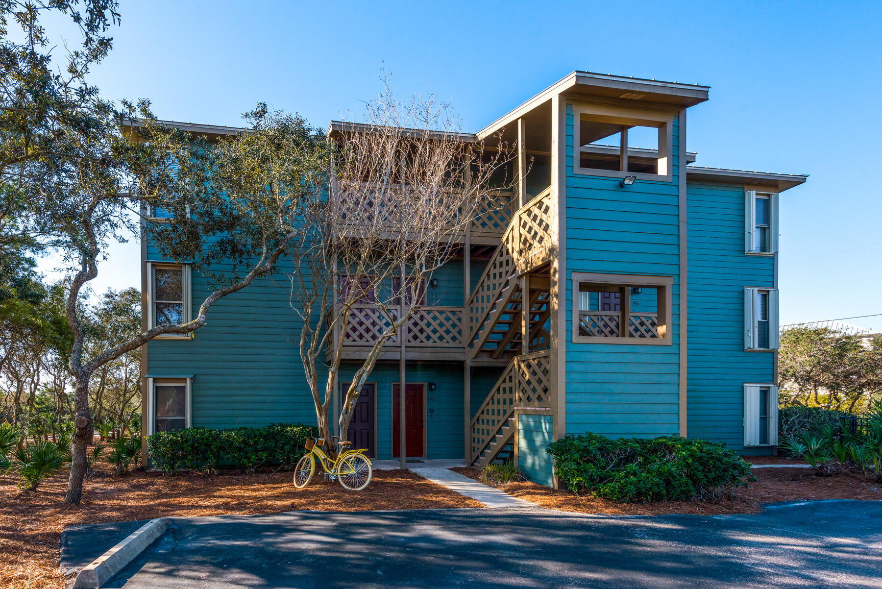 INLET DUNES CONDO PH 1 - Residential