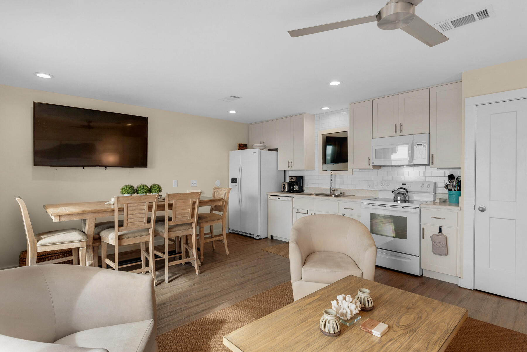 INLET DUNES CONDO PH 1 - Residential