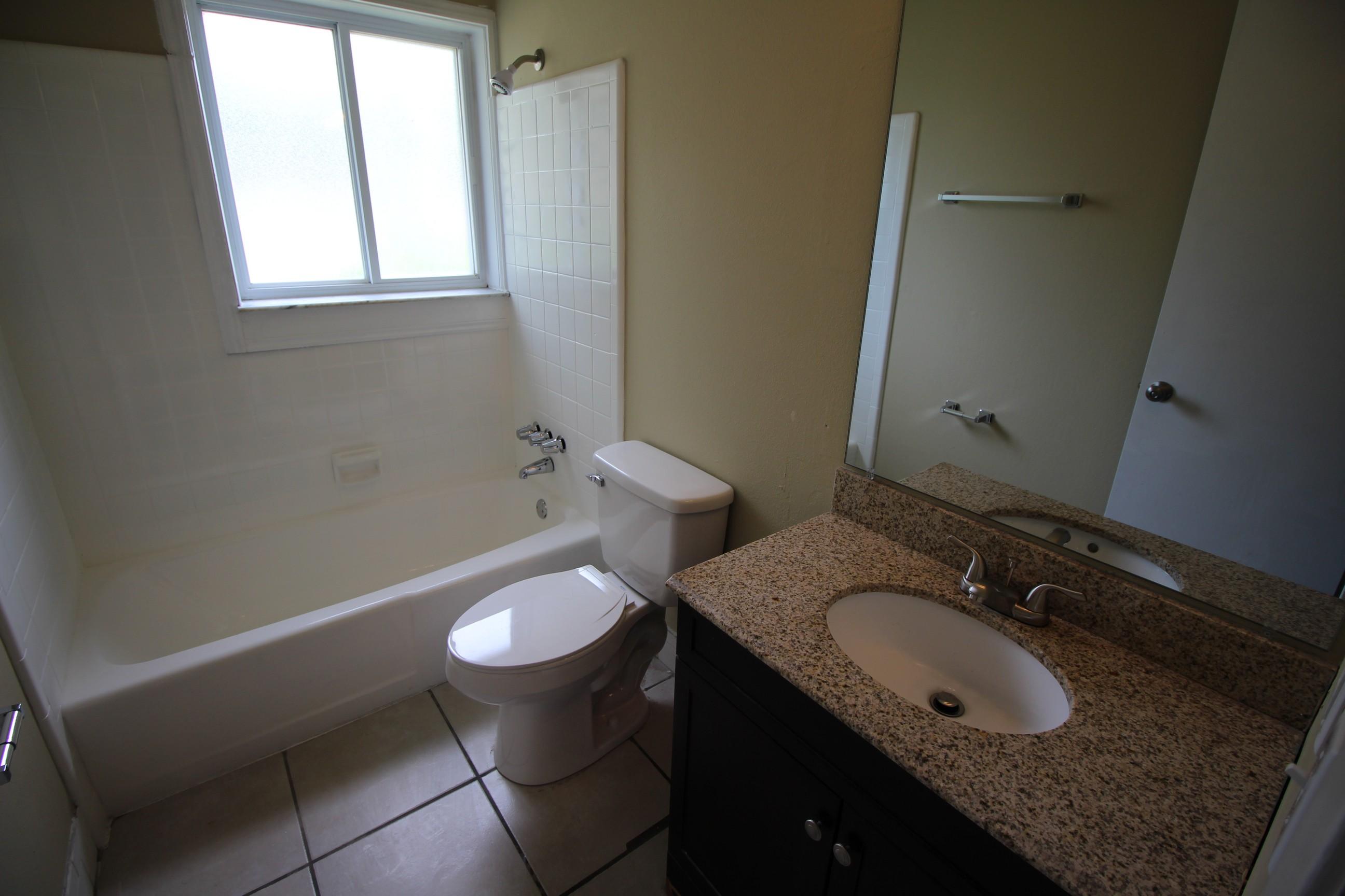 OAK TREE PARK - Residential