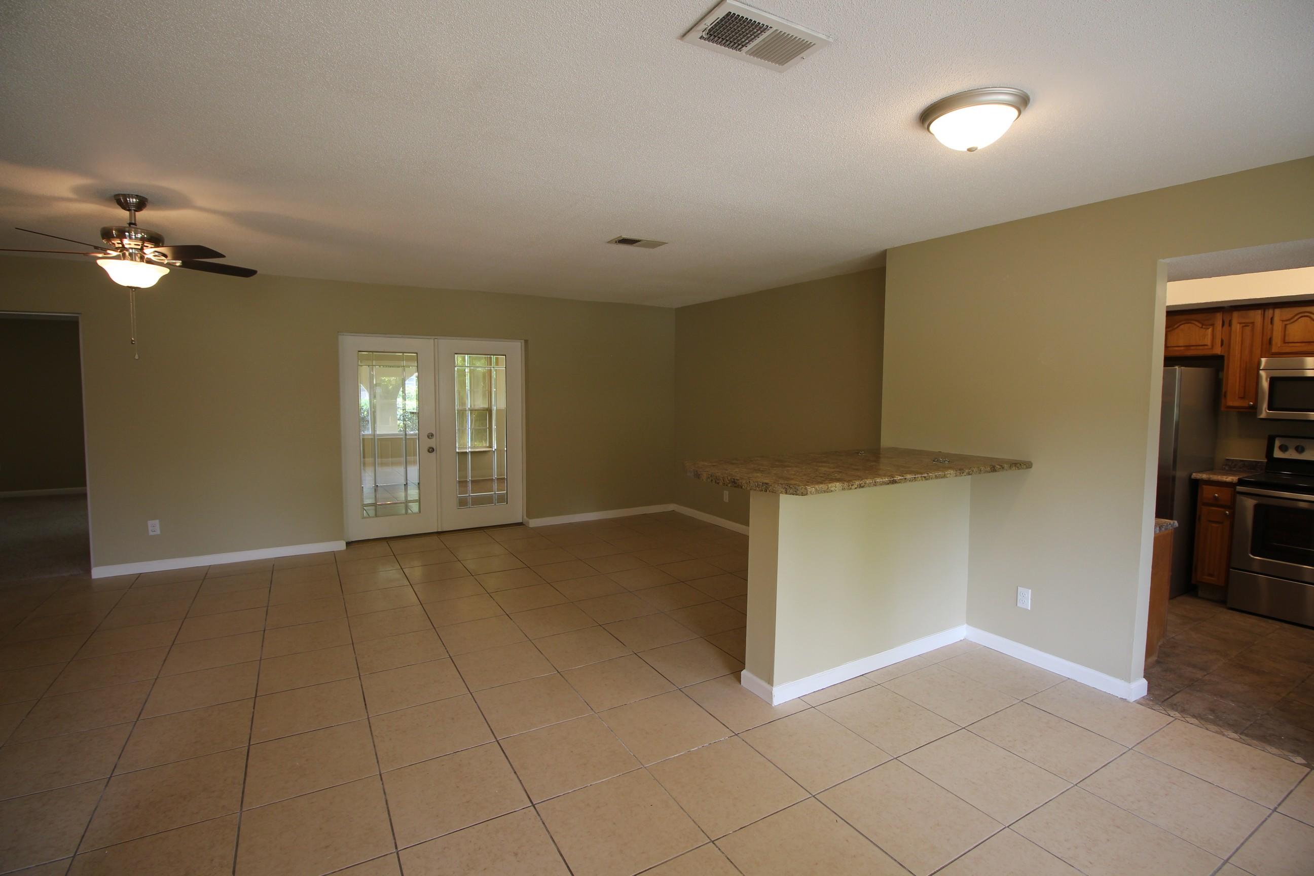 OAK TREE PARK - Residential