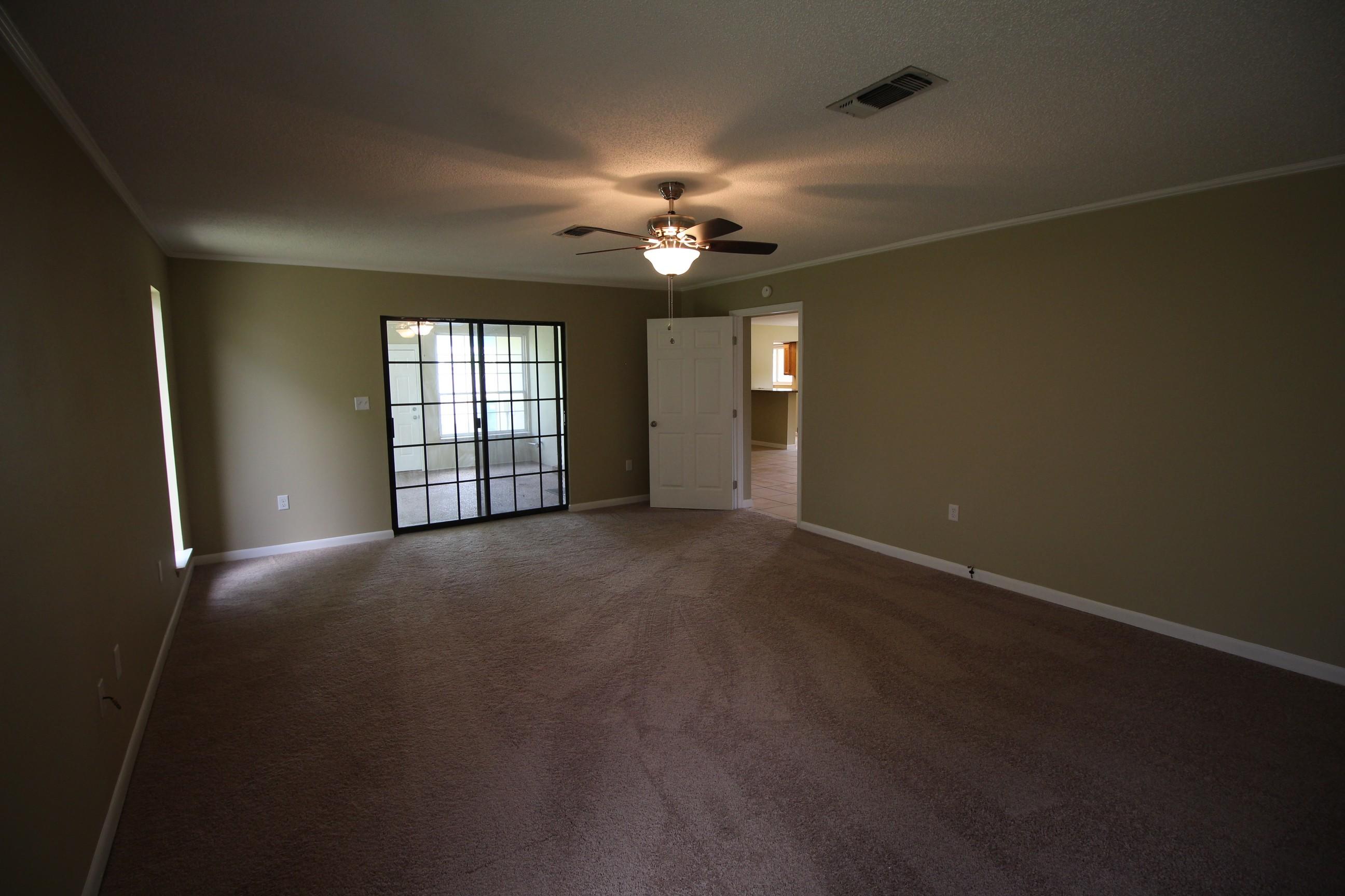 OAK TREE PARK - Residential