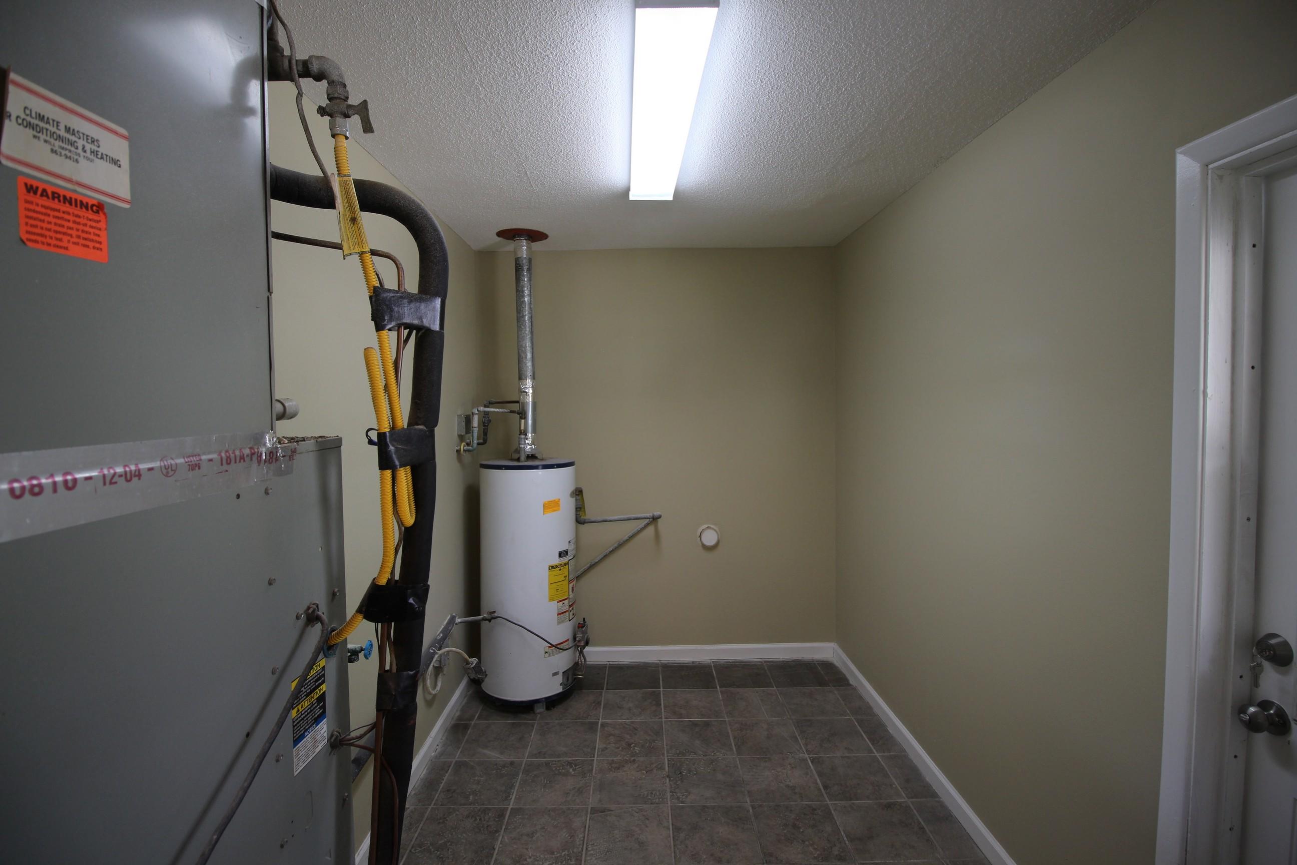 OAK TREE PARK - Residential