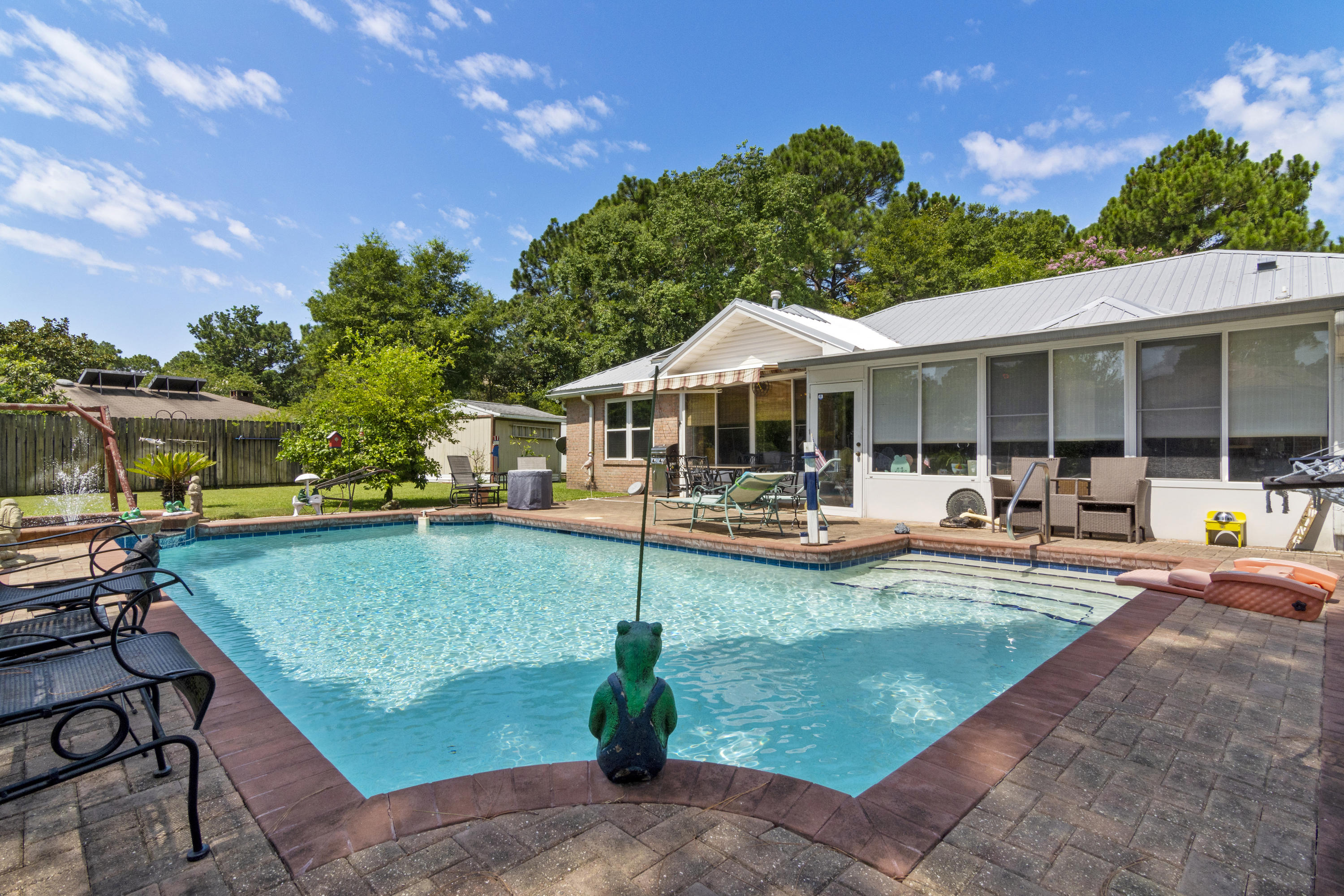 NORWICH VILLAGE - Residential