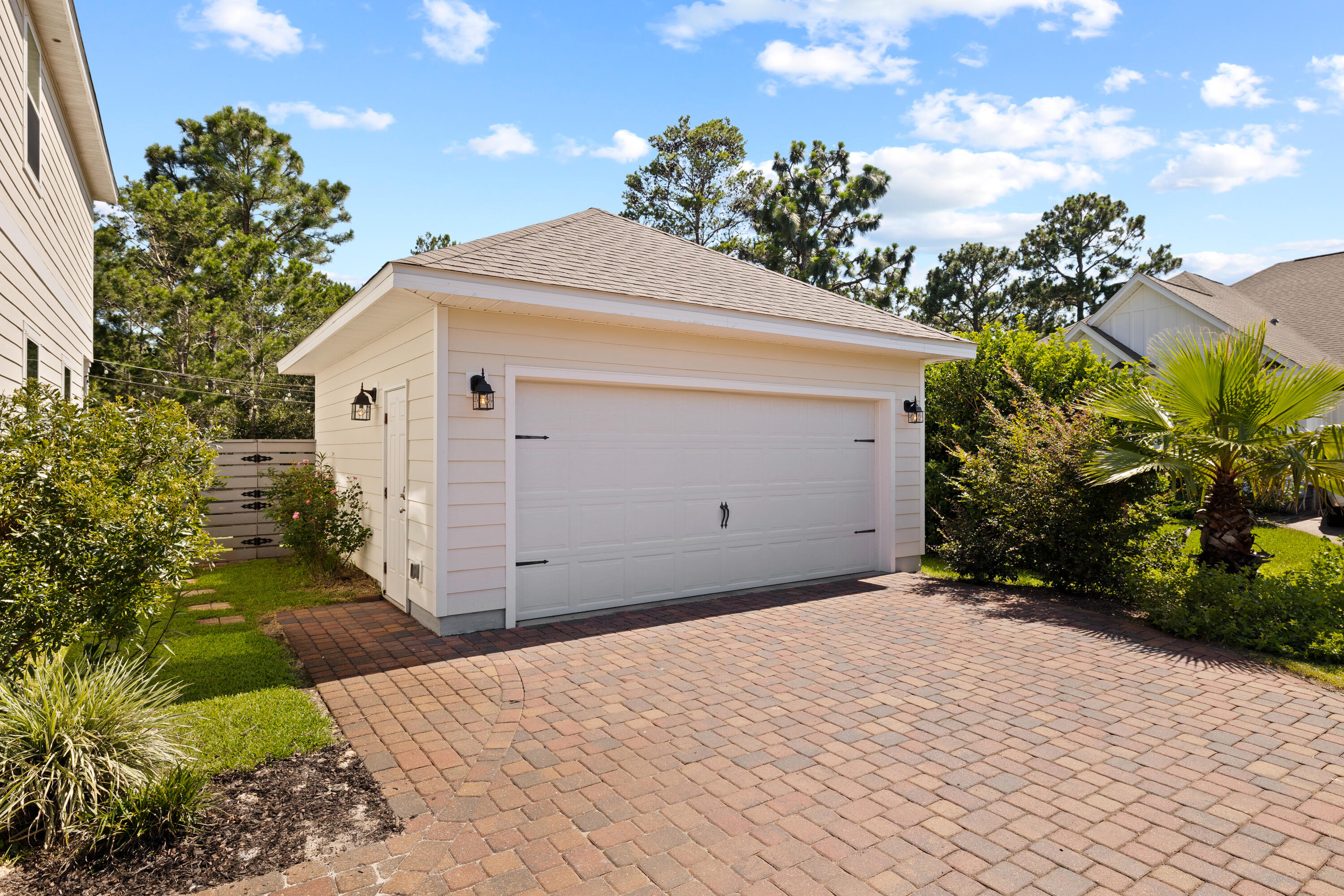 CYPRESS BREEZE PLANTATION - Residential