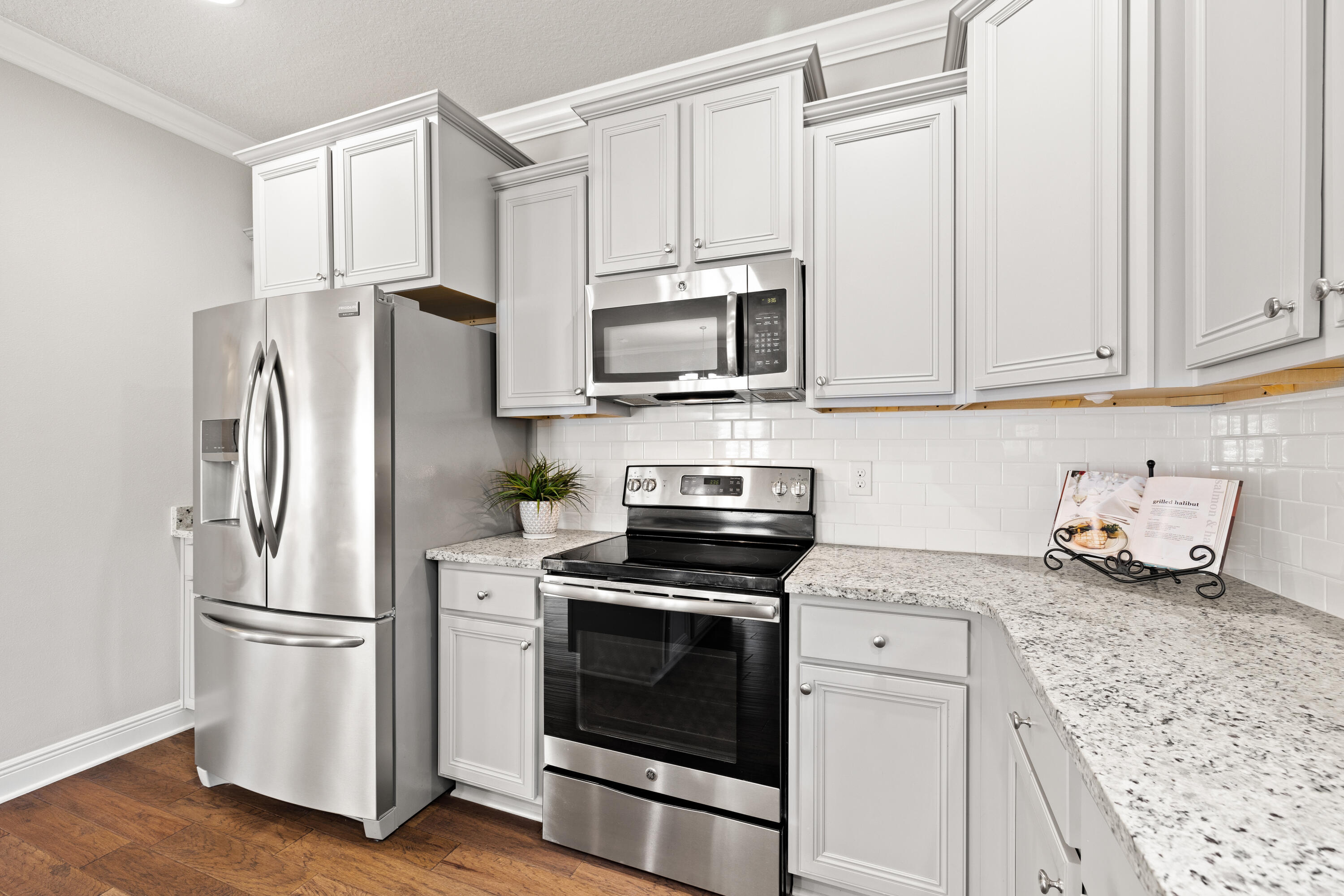 CYPRESS BREEZE PLANTATION - Residential