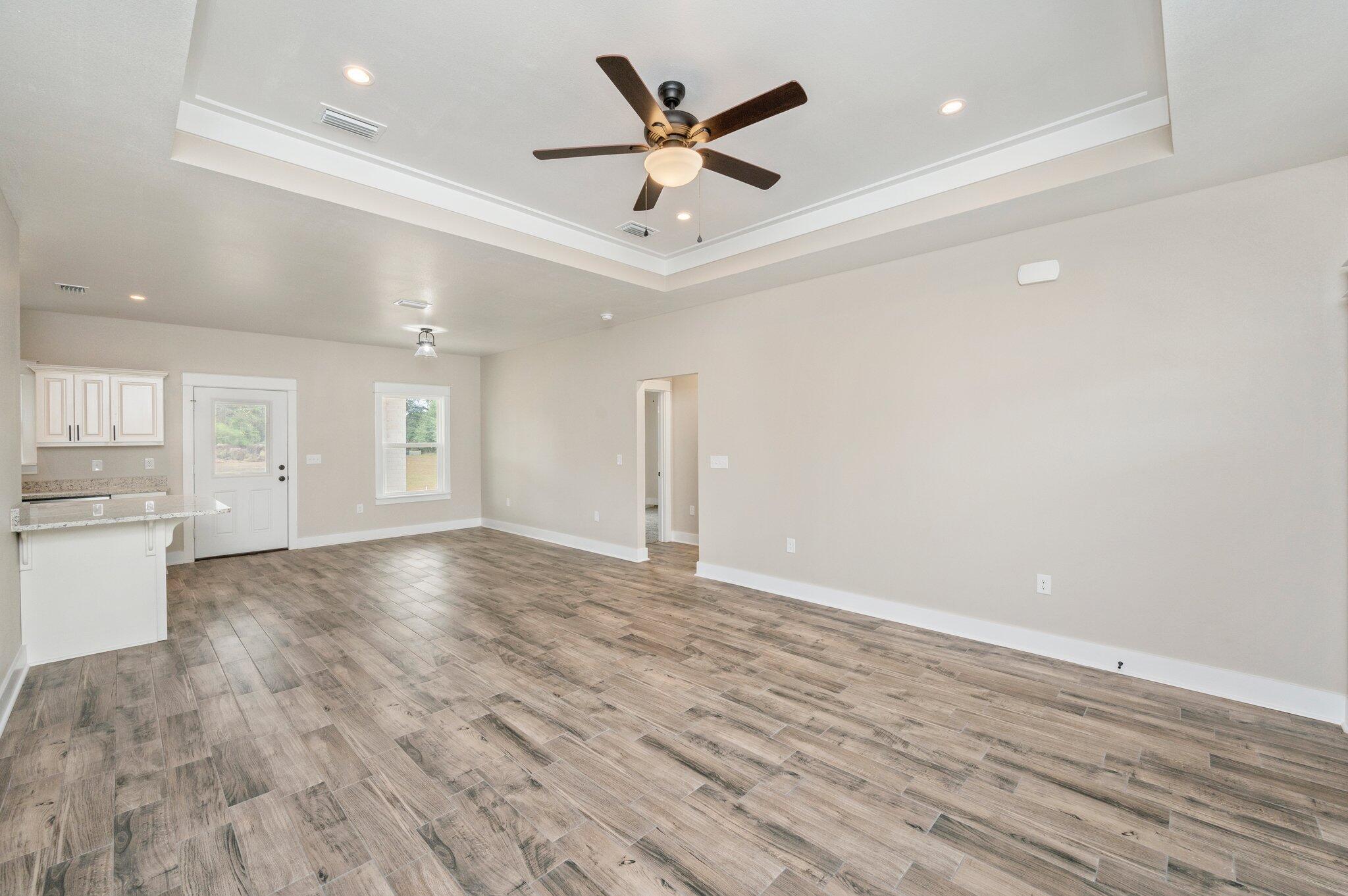 HUNTERS CREEK - Residential