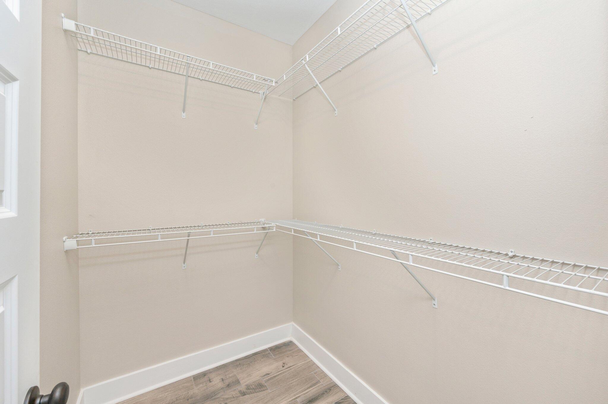 HUNTERS CREEK - Residential