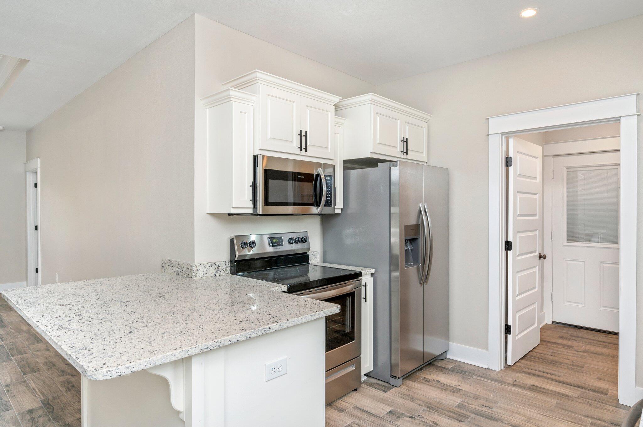 HUNTERS CREEK - Residential