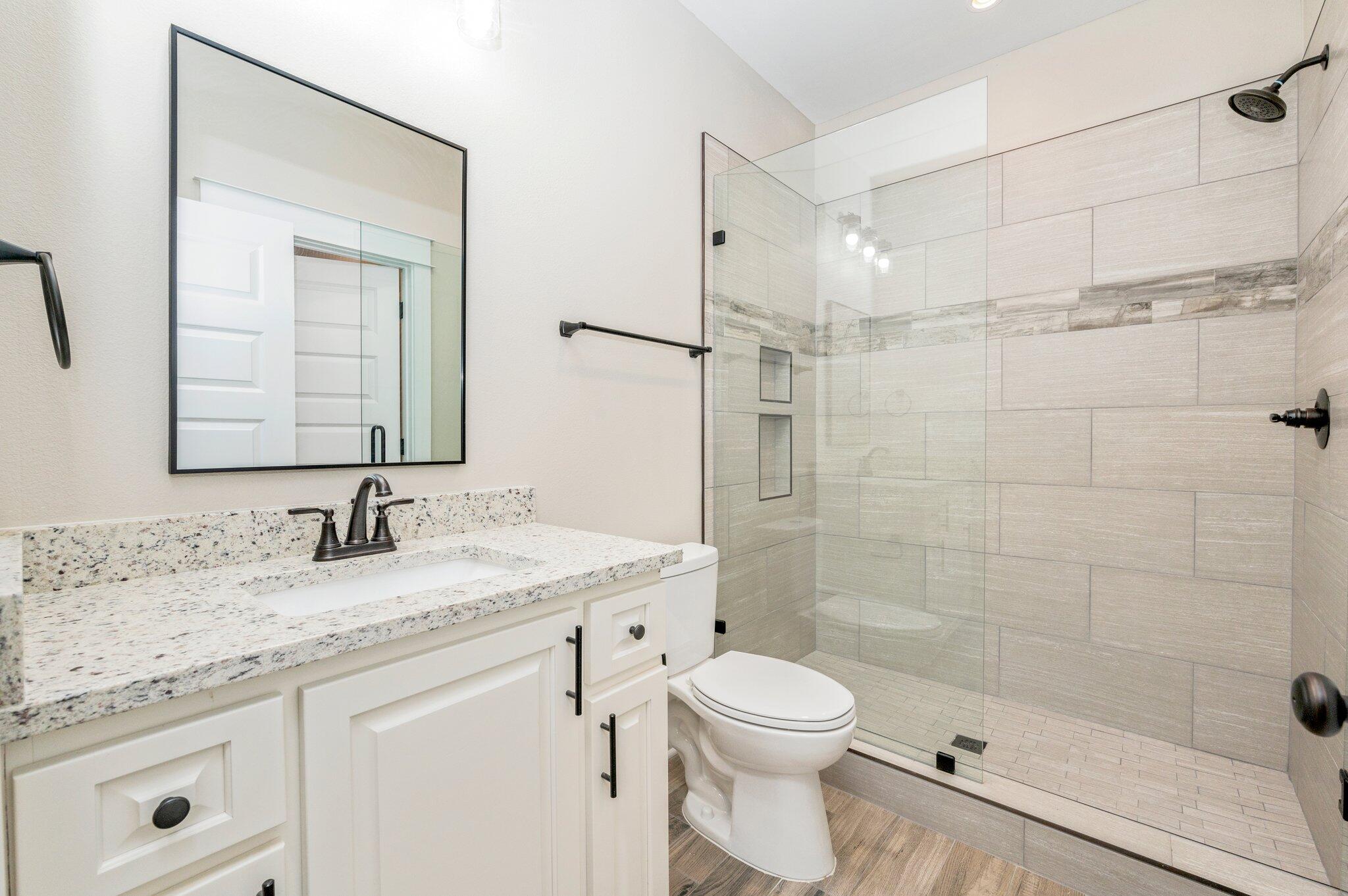 HUNTERS CREEK - Residential