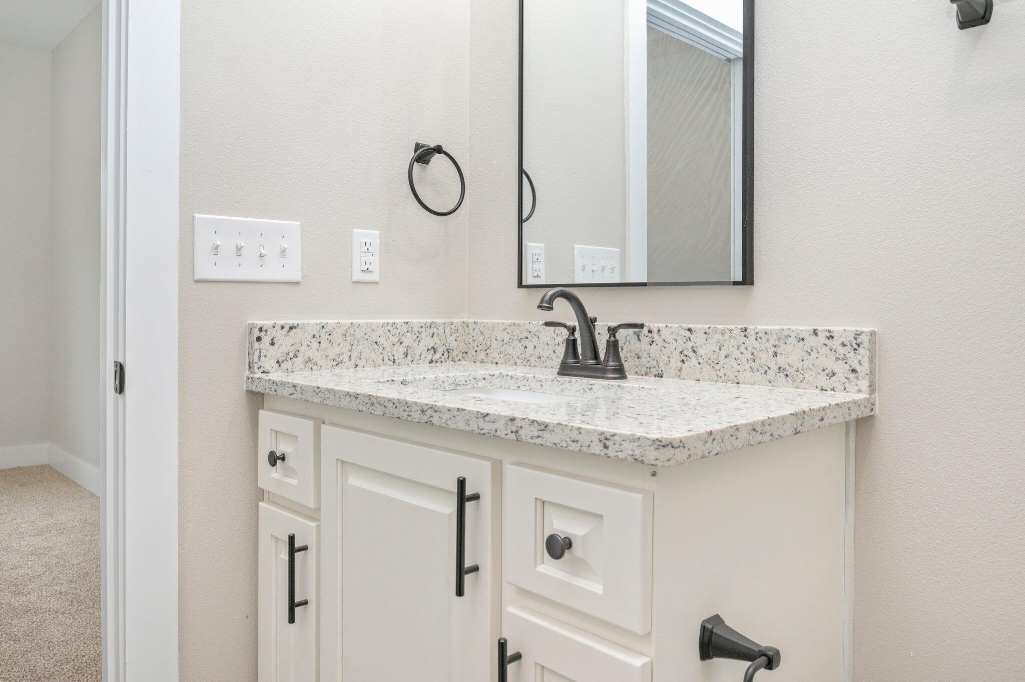 HUNTERS CREEK - Residential