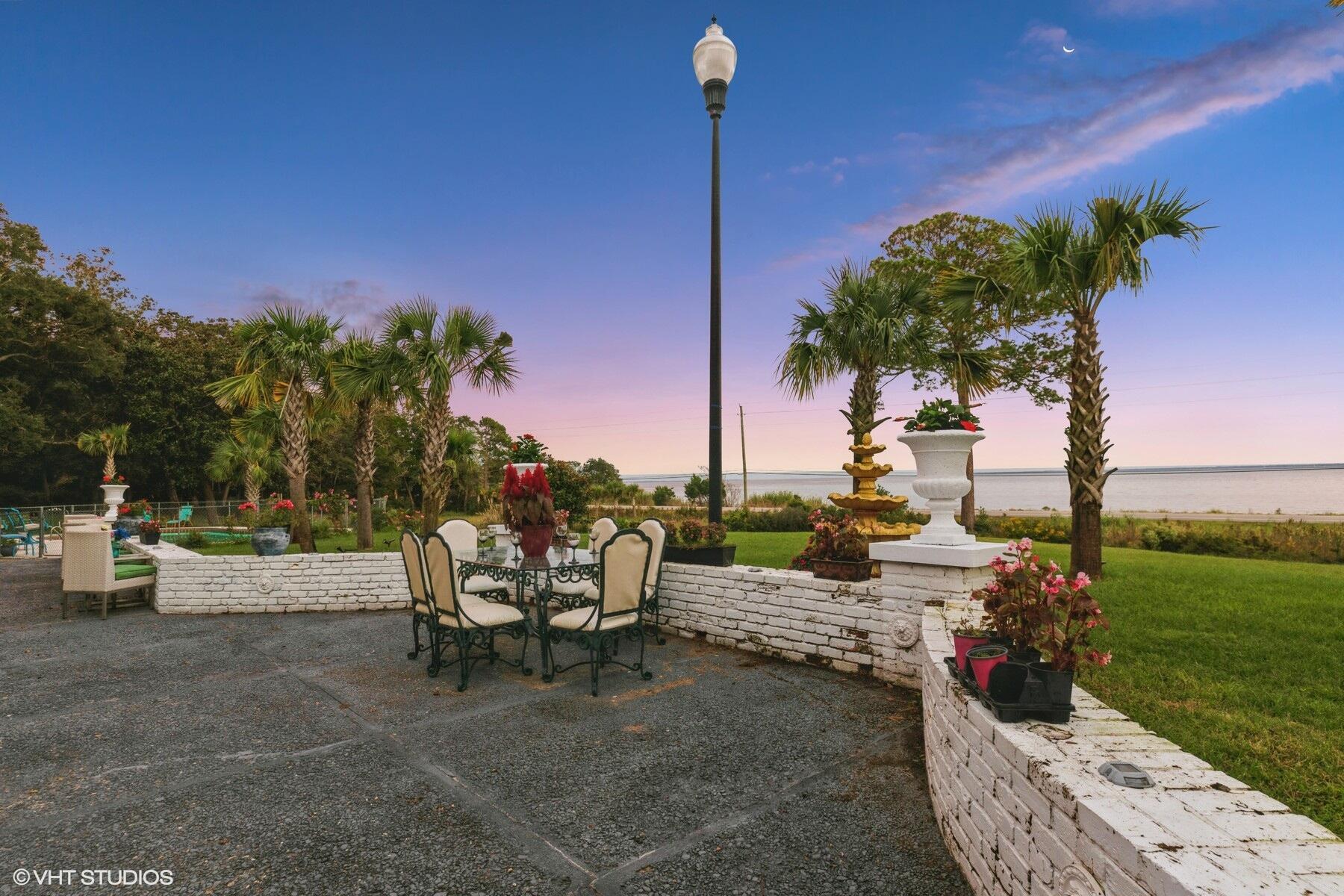 Choctaw Beach - Residential