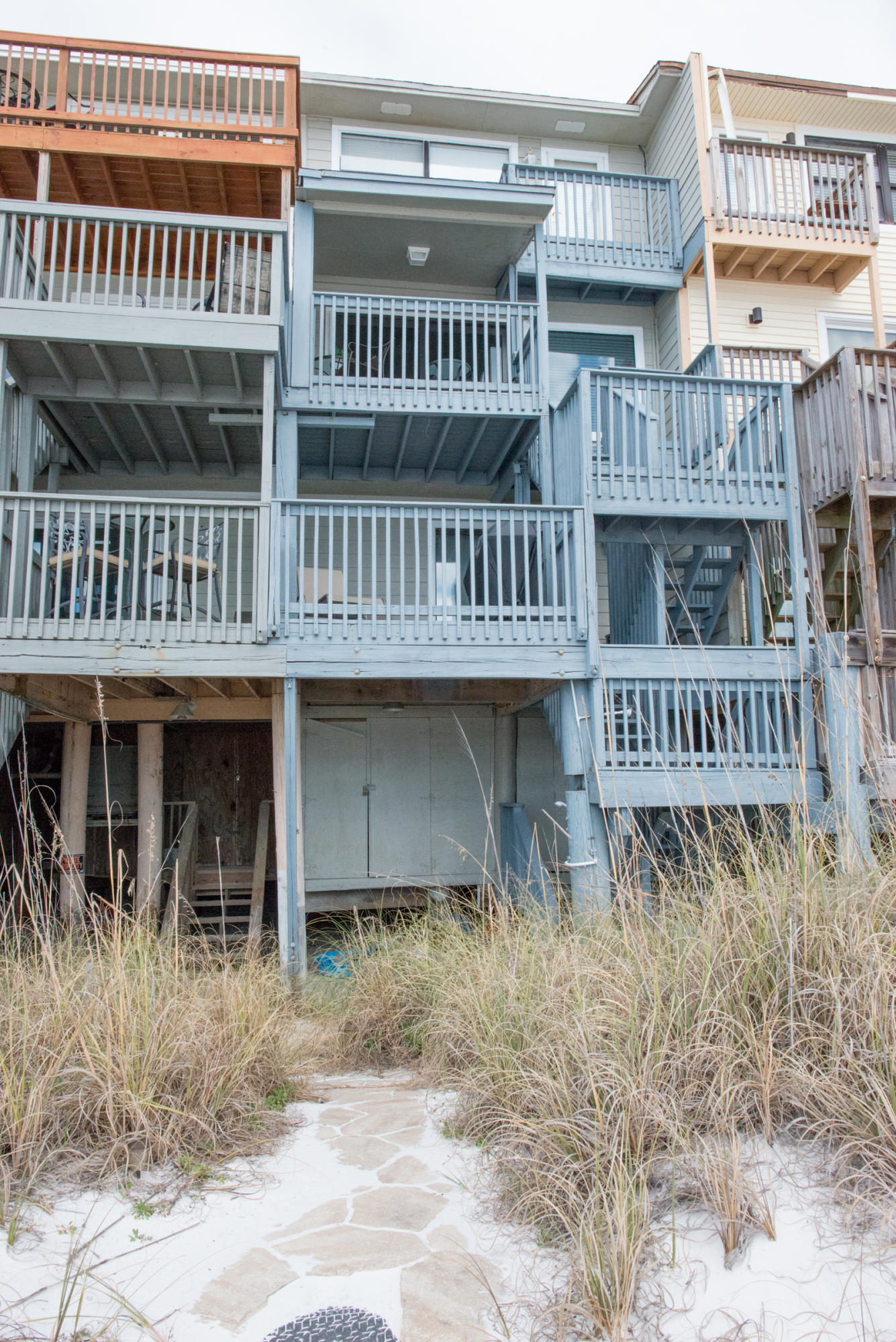 SUMMER HAVEN SOUTH T/H - Residential