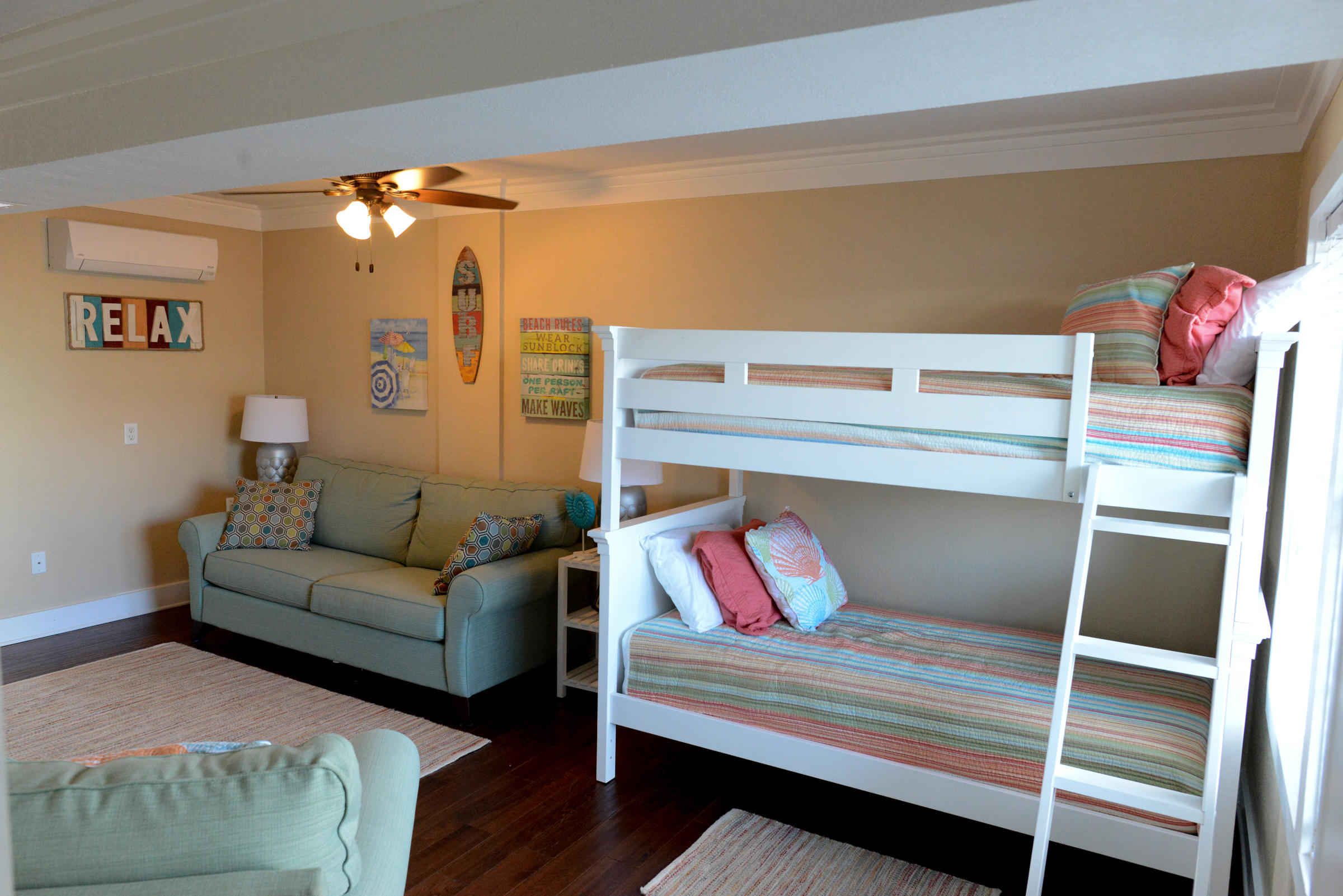 SUMMER HAVEN SOUTH T/H - Residential