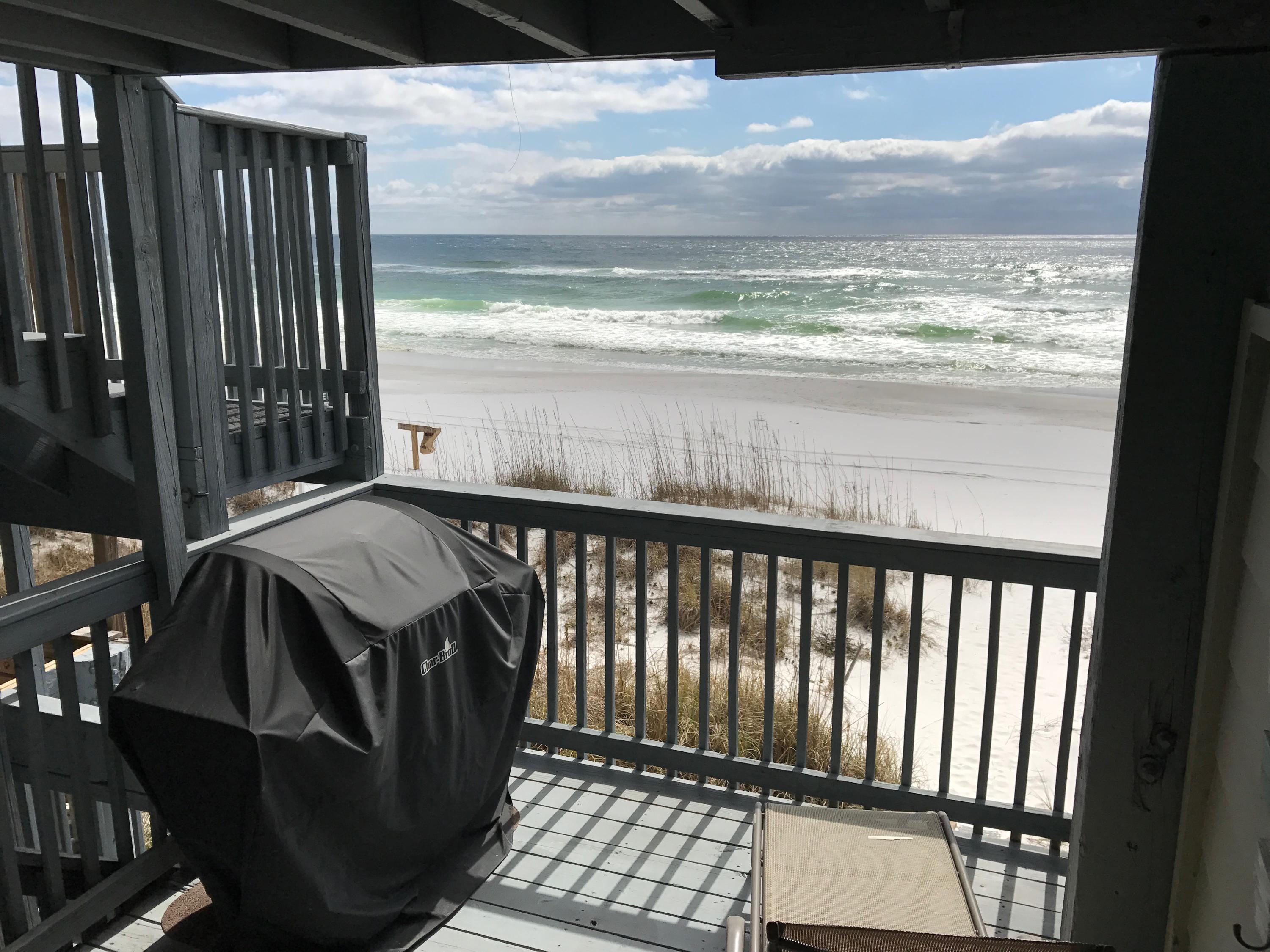 SUMMER HAVEN SOUTH T/H - Residential