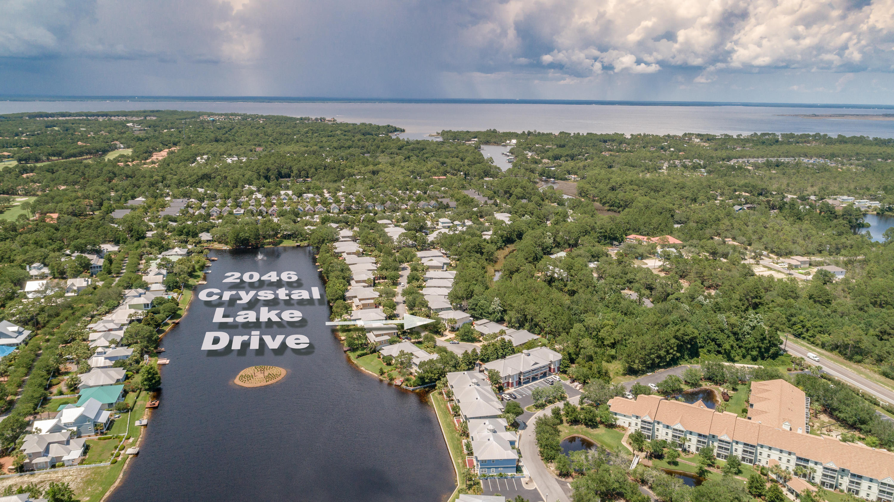 CRYSTAL LAKE - Residential