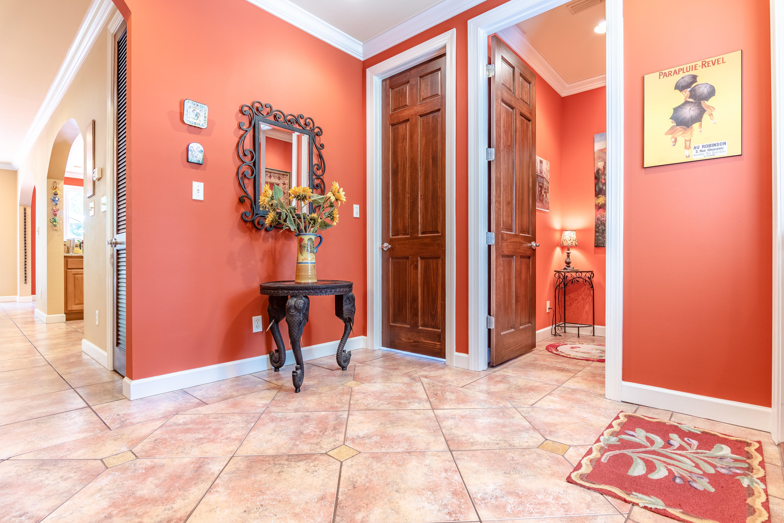 CRYSTAL LAKE - Residential