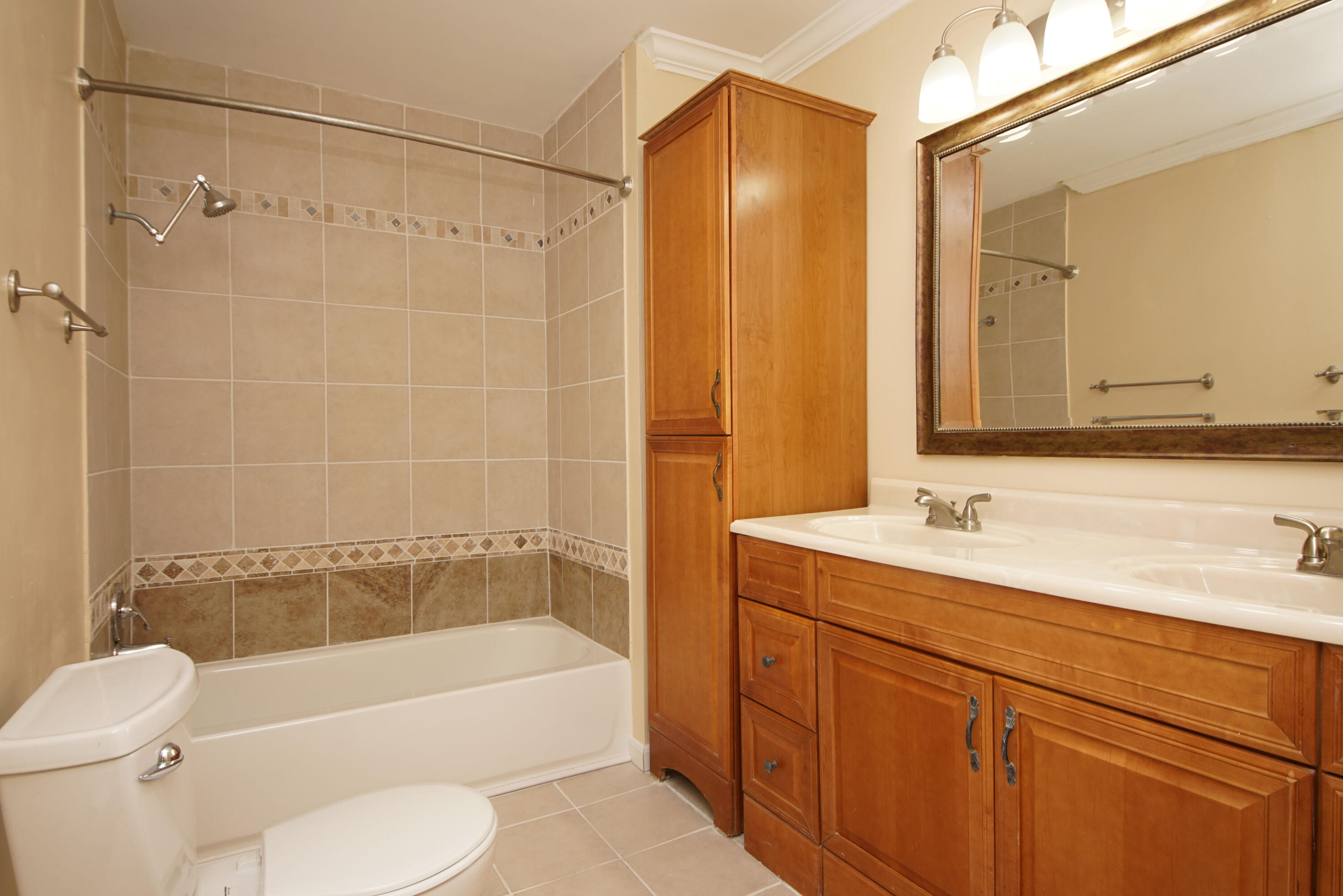 VILLA RUSS PARK - Residential