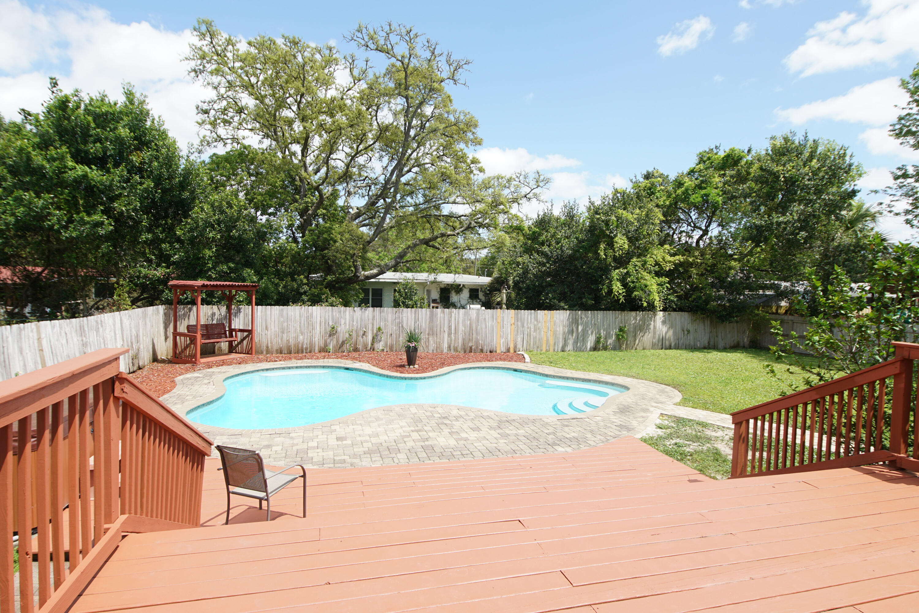 VILLA RUSS PARK - Residential