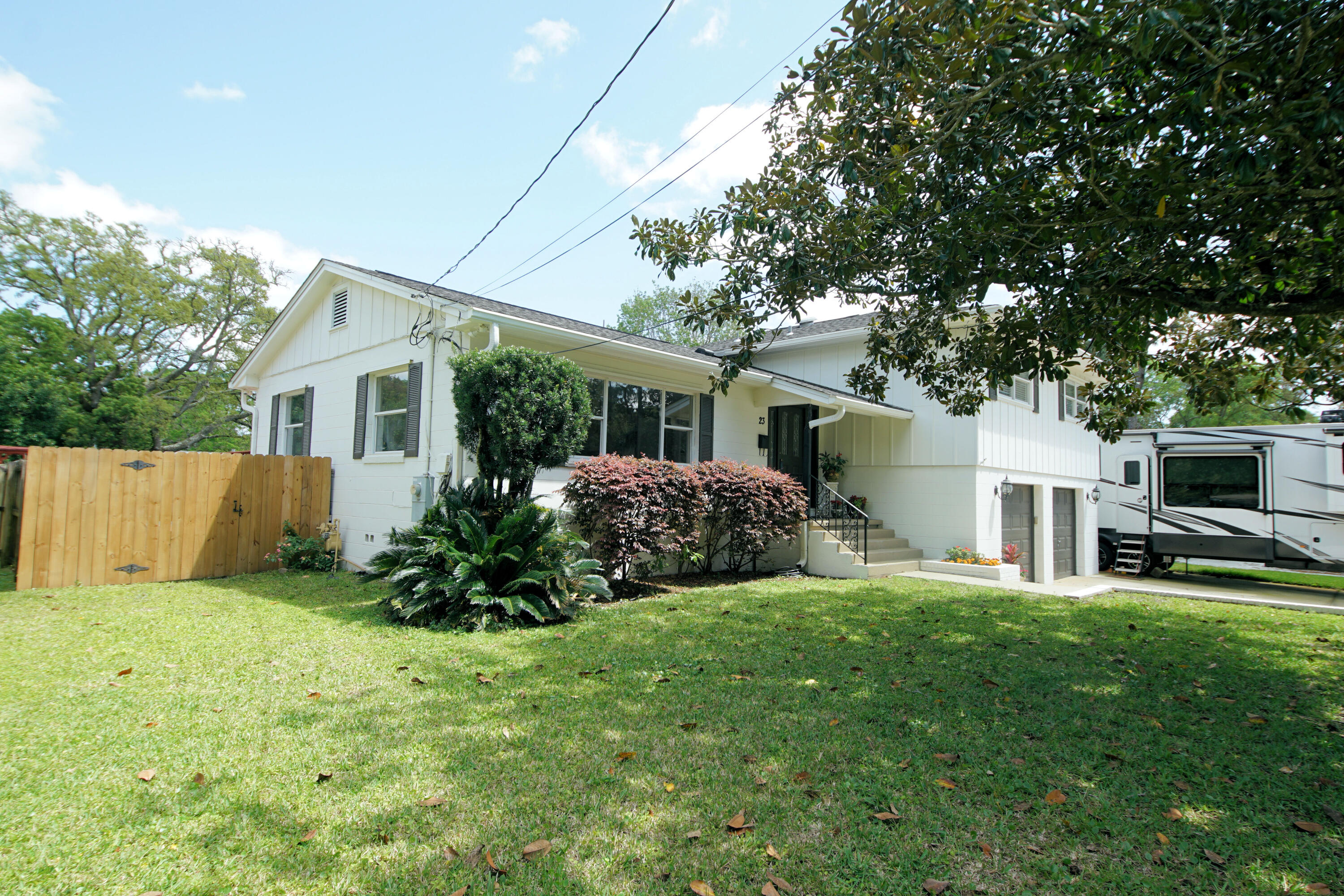 VILLA RUSS PARK - Residential