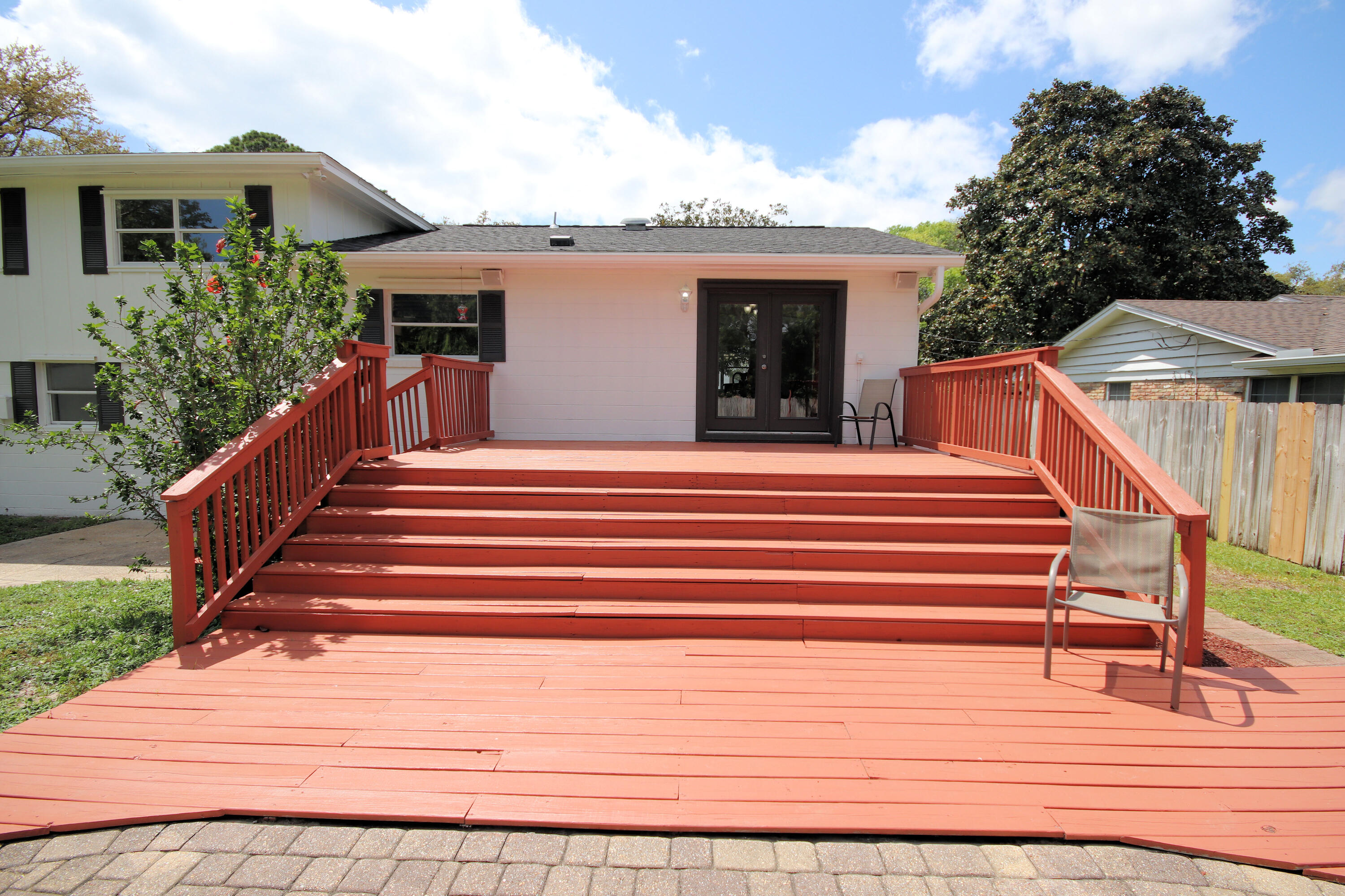 VILLA RUSS PARK - Residential